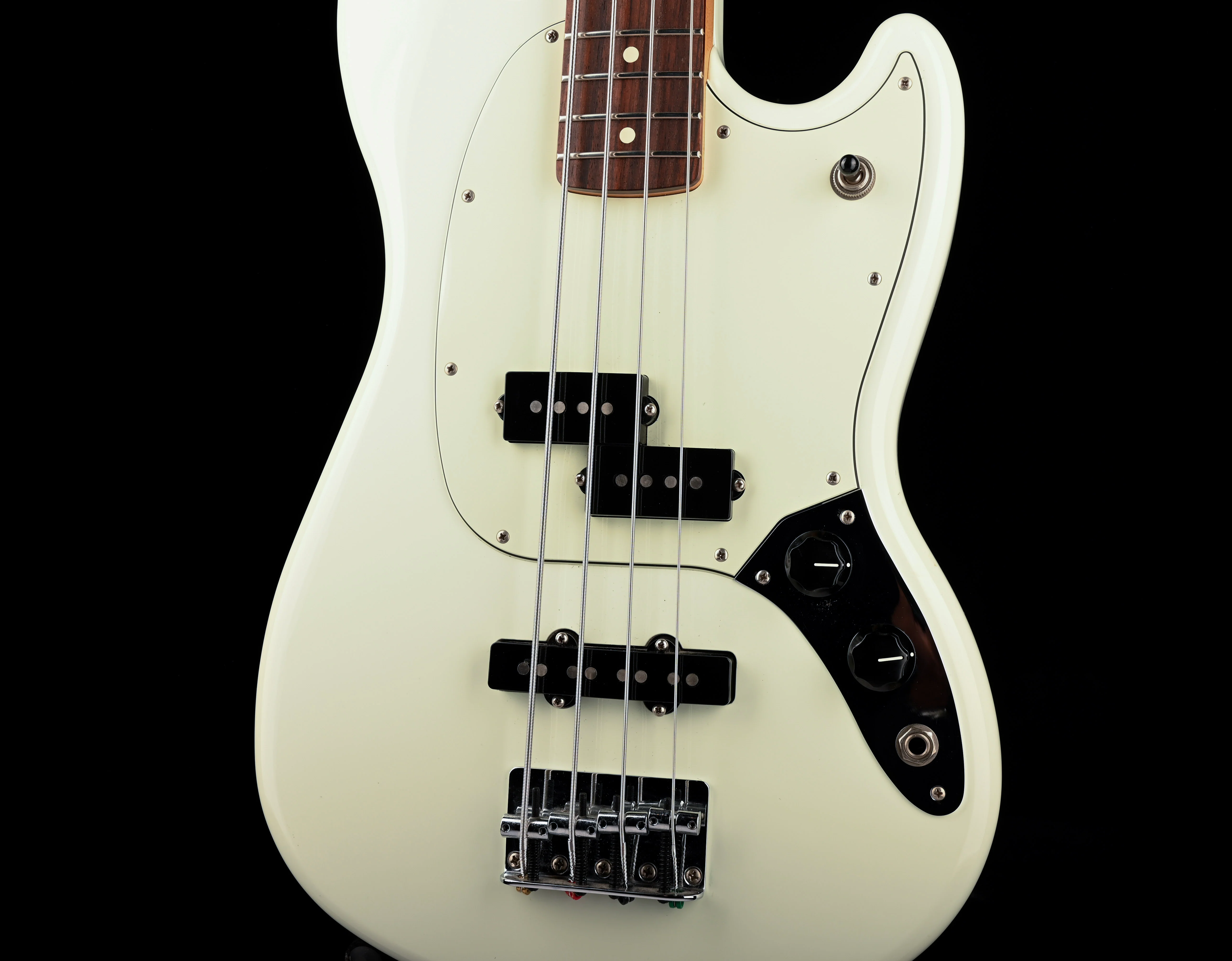 Pre Owned 2016 Fender Mustang Bass PJ Sonic Blue - Image 6