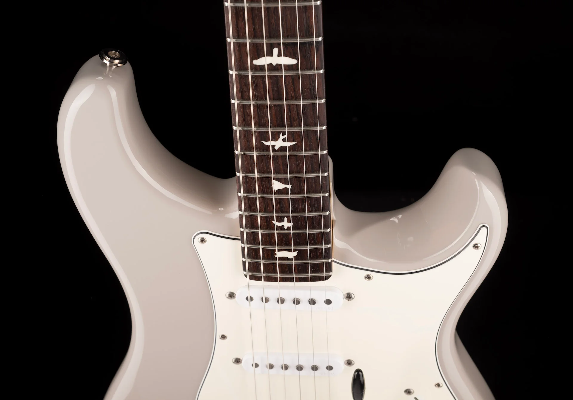 Pre Owned 2019 PRS Silver Sky Rosewood Moc Sand With HSC - Image 3
