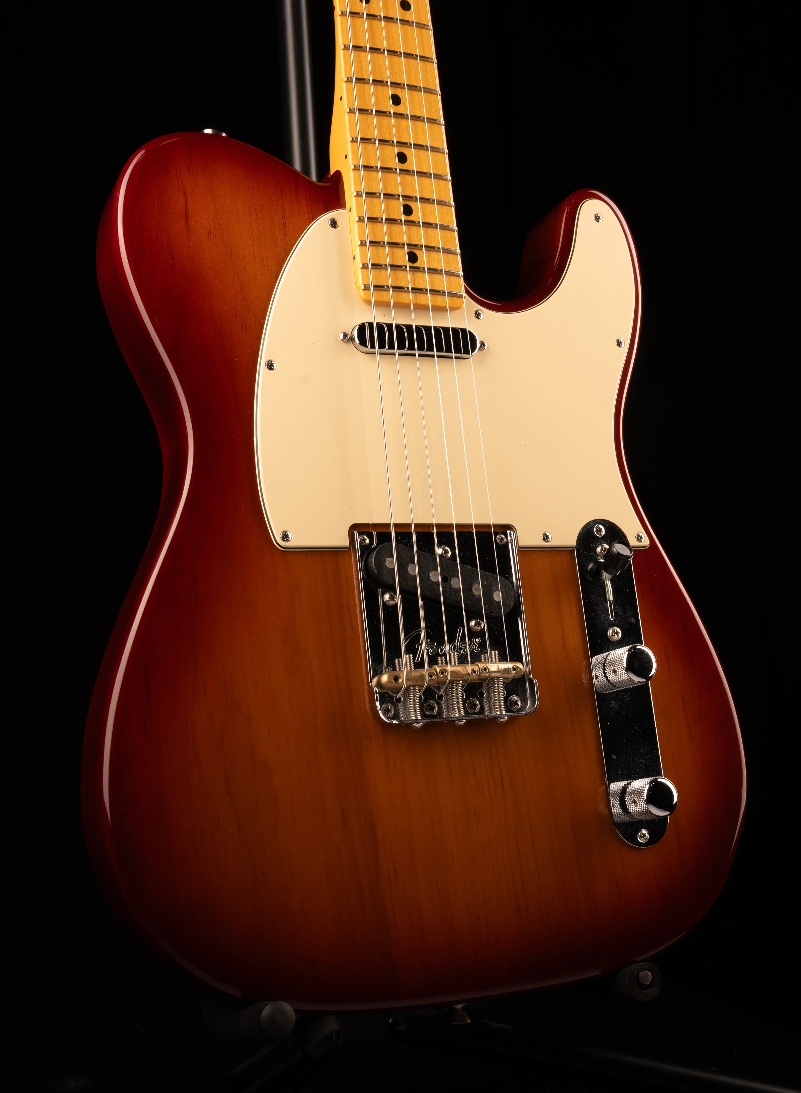 Pre Owned 2021 Fender American Professional II Telecaster Maple Neck With OHSC - Image 6