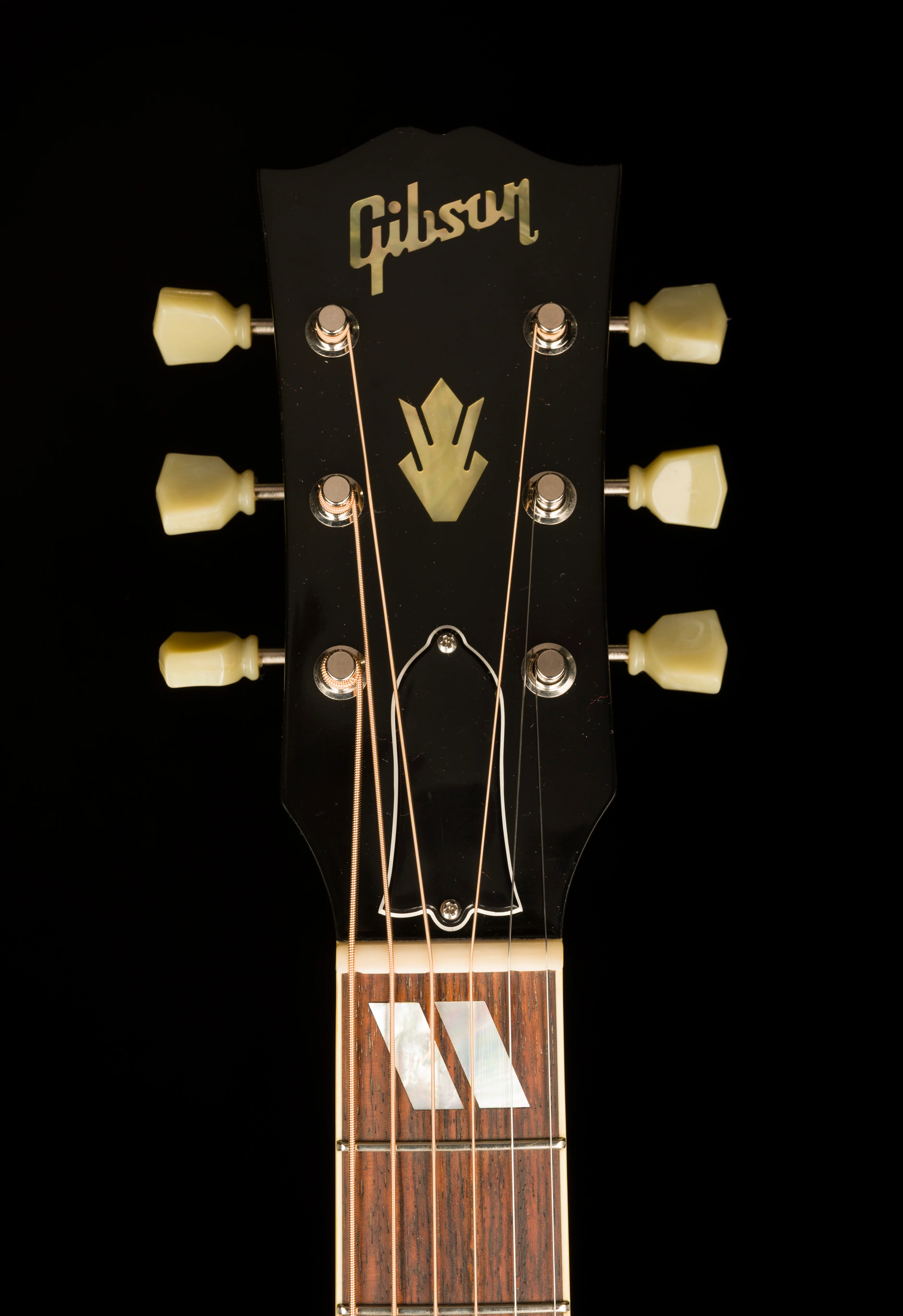 Pre Owned 2021 Gibson J-185 Antique Natural Acoustic Guitar With OHSC - Image 13