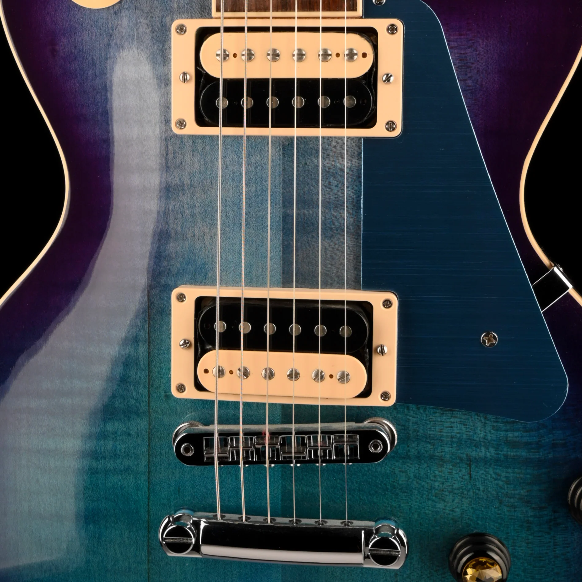 Pre Owned 2021 Gibson Les Paul Traditional Pro V Blueberry Burst With OHSC - Image 5