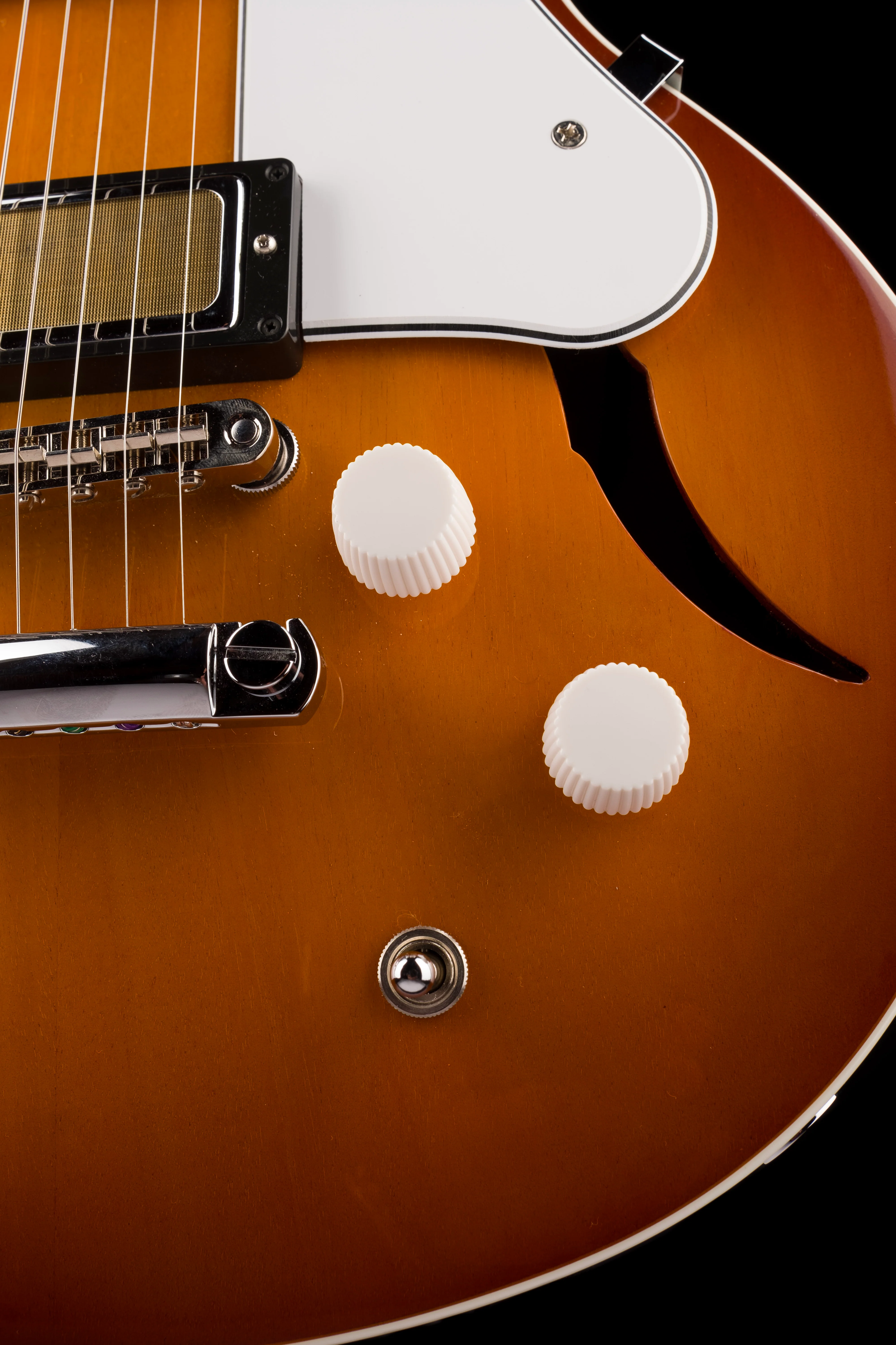 Pre Owned 2021 Harmony Comet Sunburst With Mono Gig Bag - Image 8