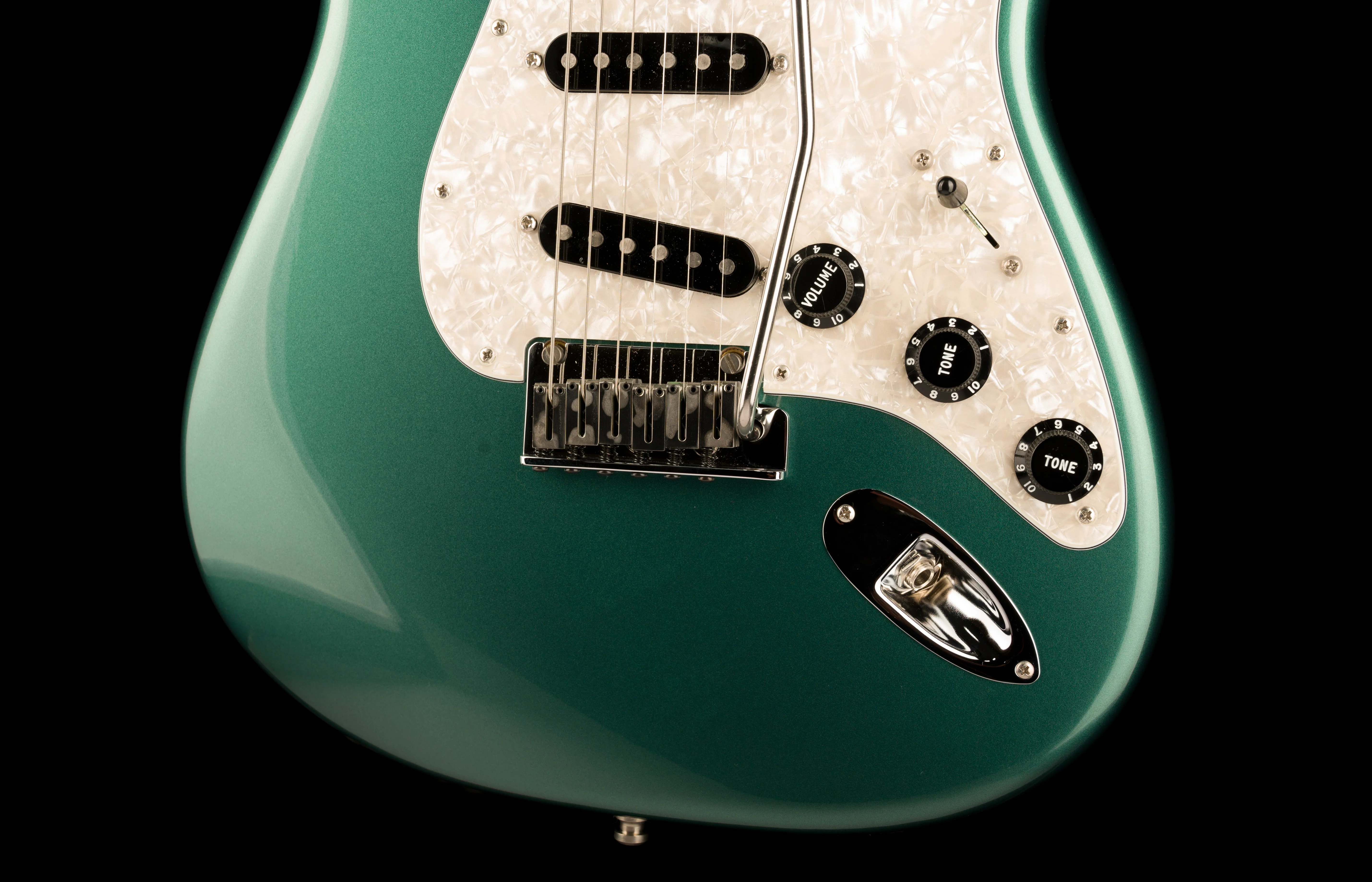 Pre Owned 2022 Fender Mod Shop Stratocaster Sherwood Green With OHSC - Image 5