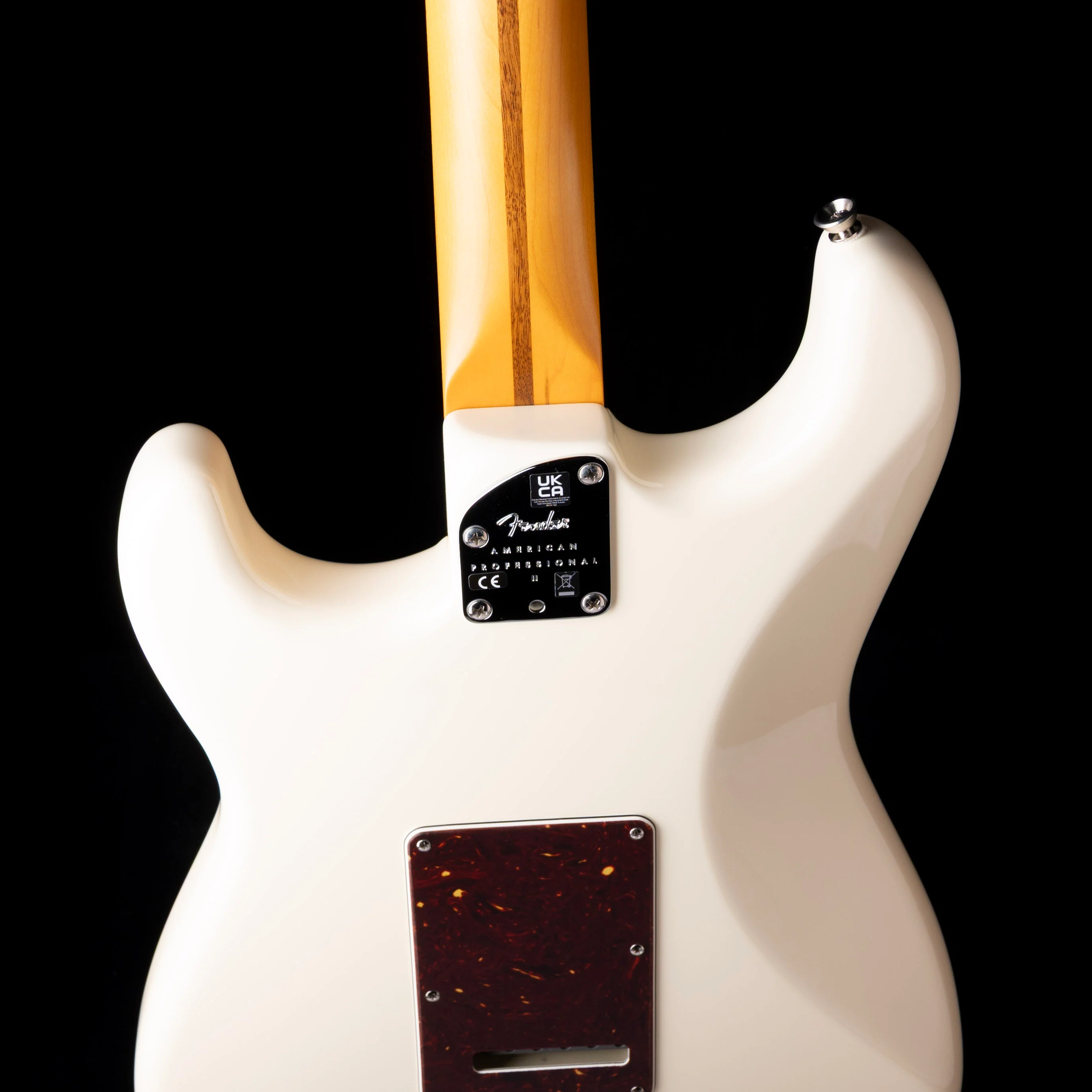 Pre Owned 2023 Fender American Professional II Stratocaster Olympic White With OHSC - Image 10