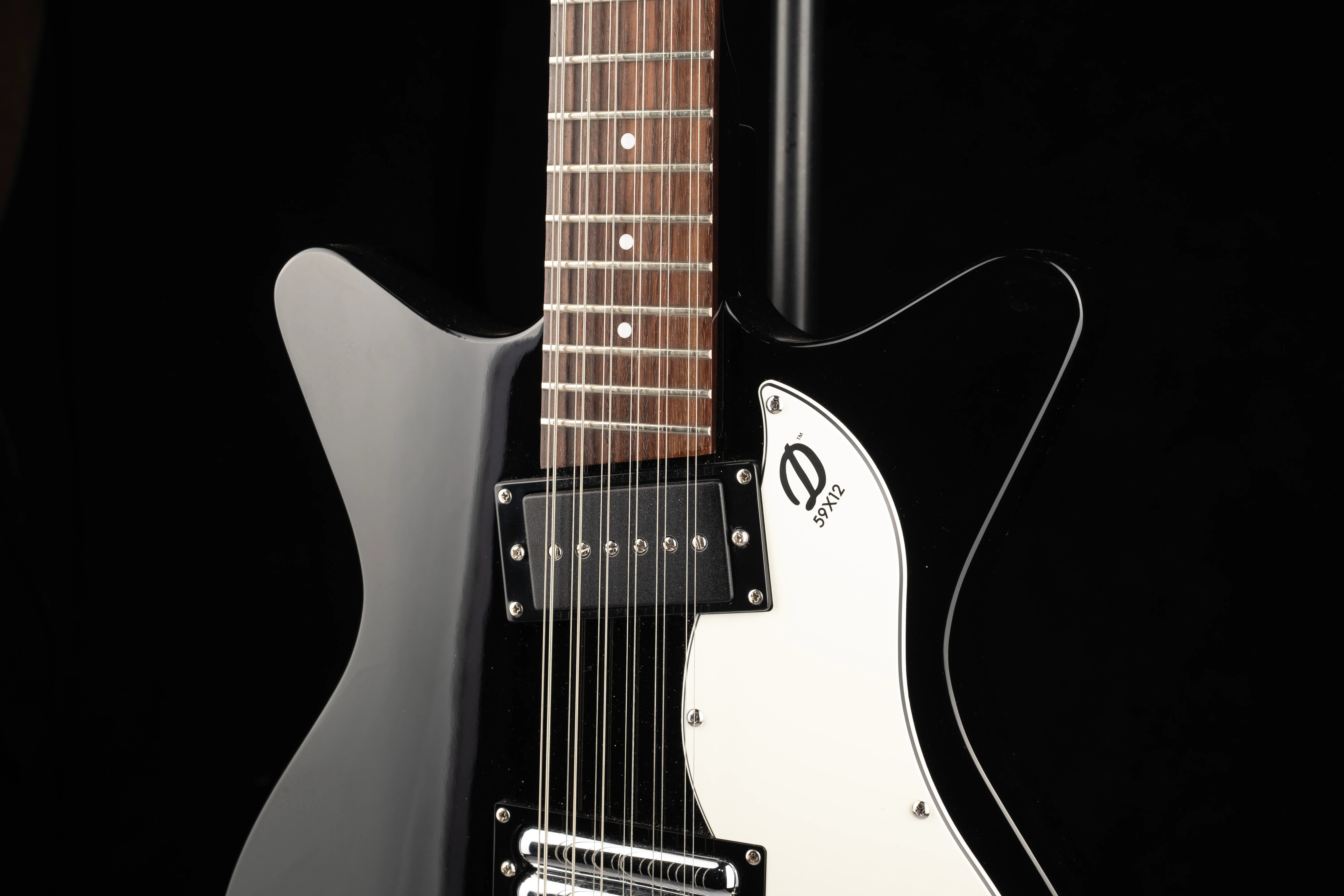 Pre Owned Danelectro 59X12 12-String Electric Guitar Black With Gig Bag - Image 5
