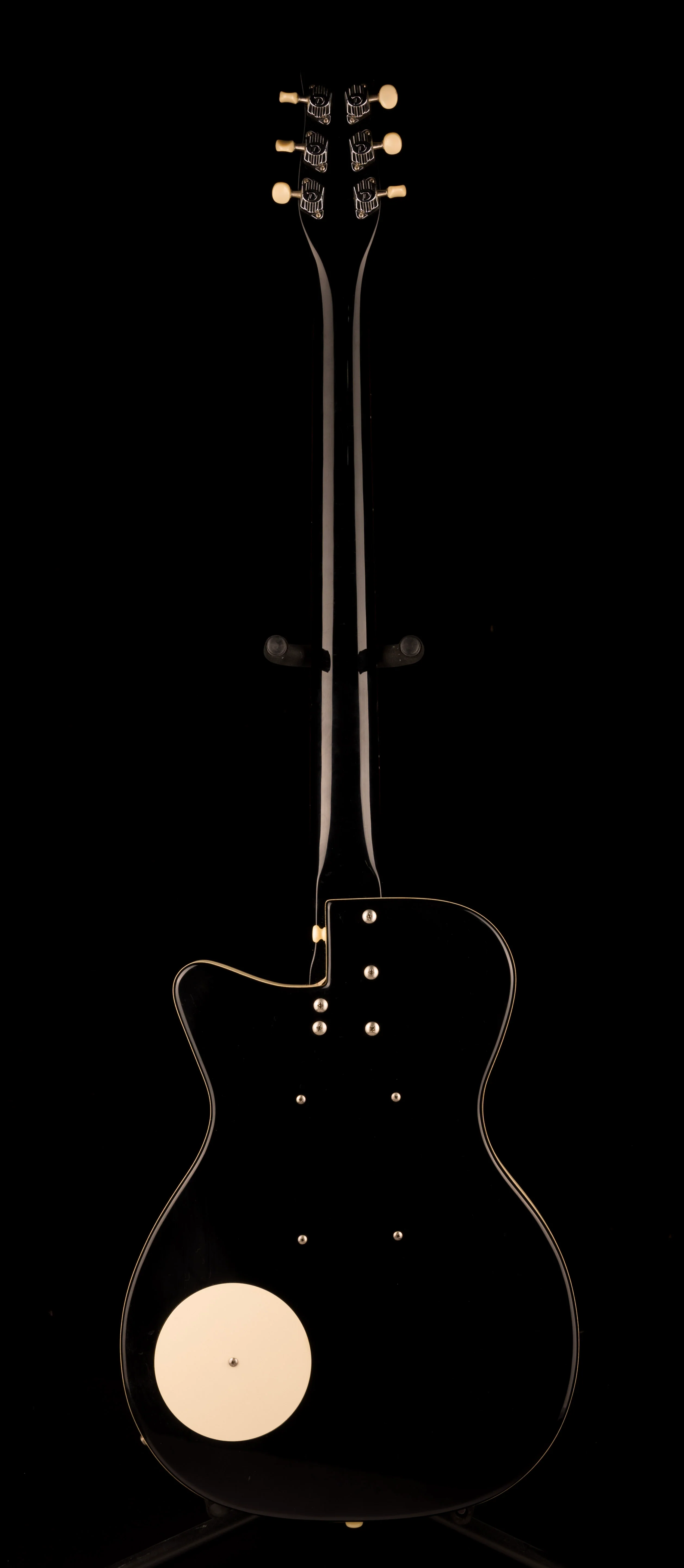 Pre Owned Danelectro U-2 ‘56 Baritone Guitar Black With Gig Bag - Image 14