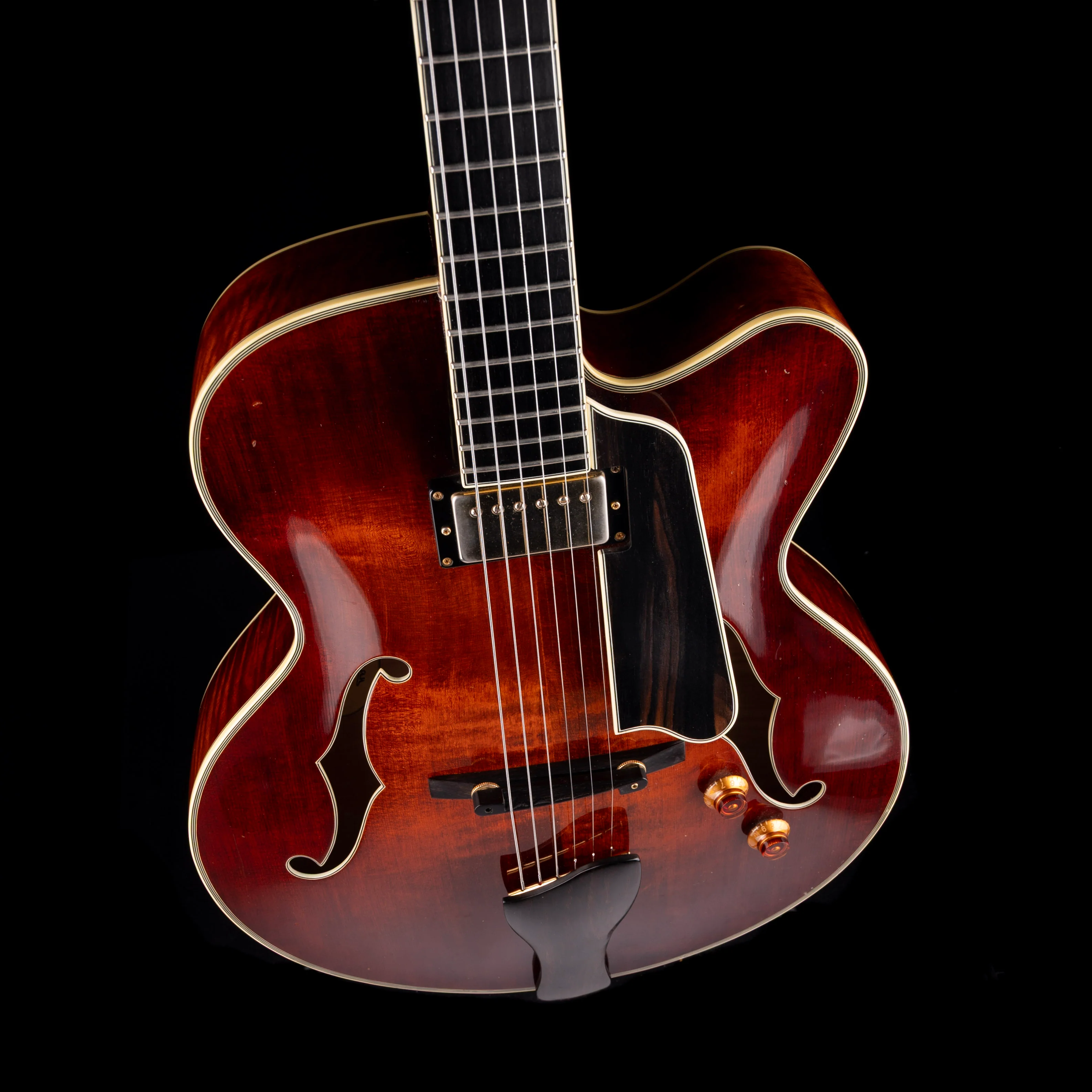 Pre-Owned Eastman AR803CE-16 Hollowbody Guitar With HSC - Image 3