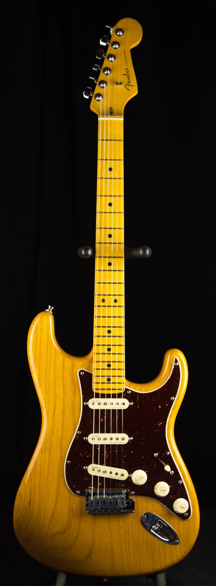 Pre Owned '19 Fender American Ultra Stratocaster Maple Neck Aged Natural W/ OHSC - Image 2