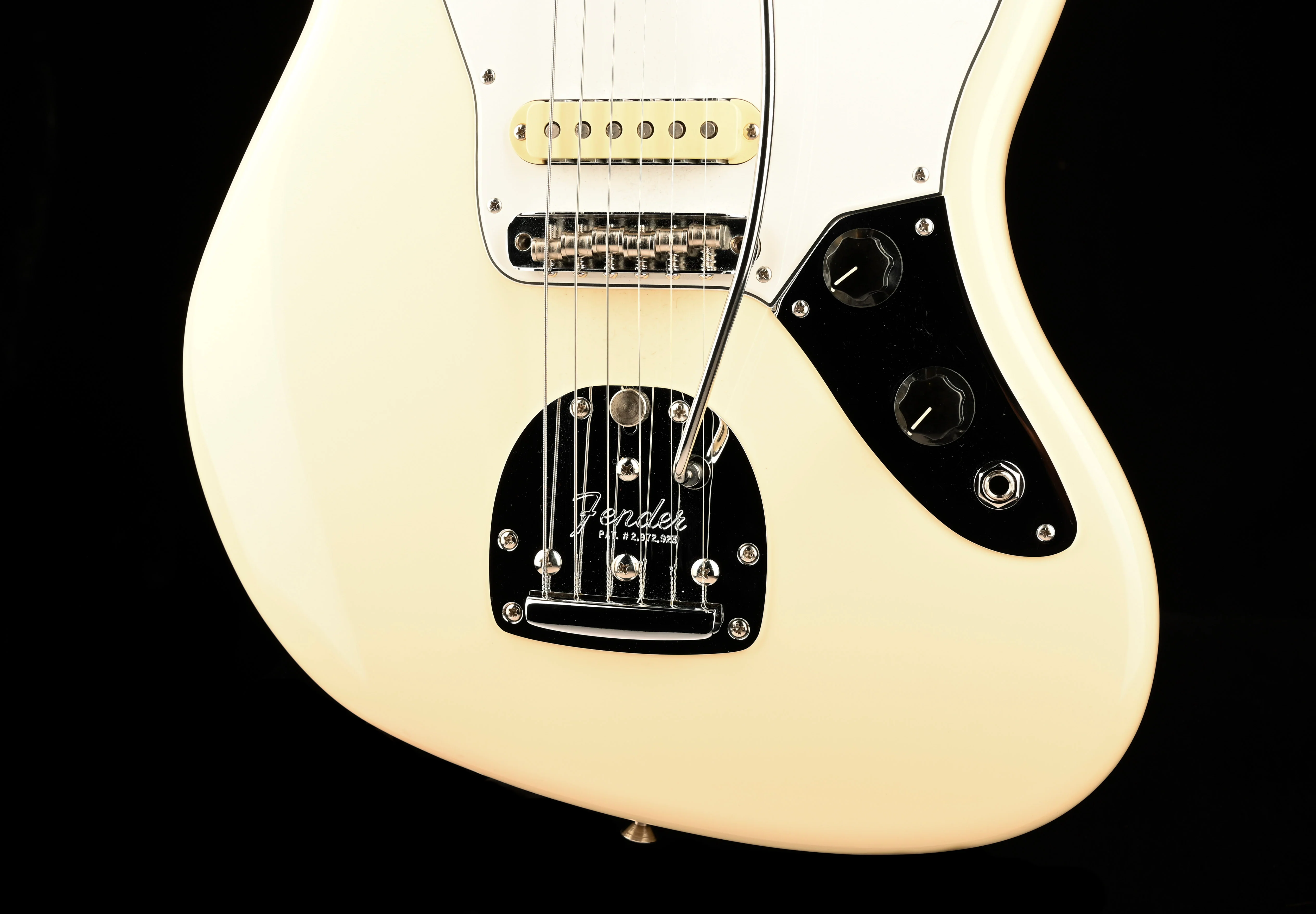 Pre Owned Fender Artist Series Johnny Marr Jaguar Olympic White With OHSC - Image 5