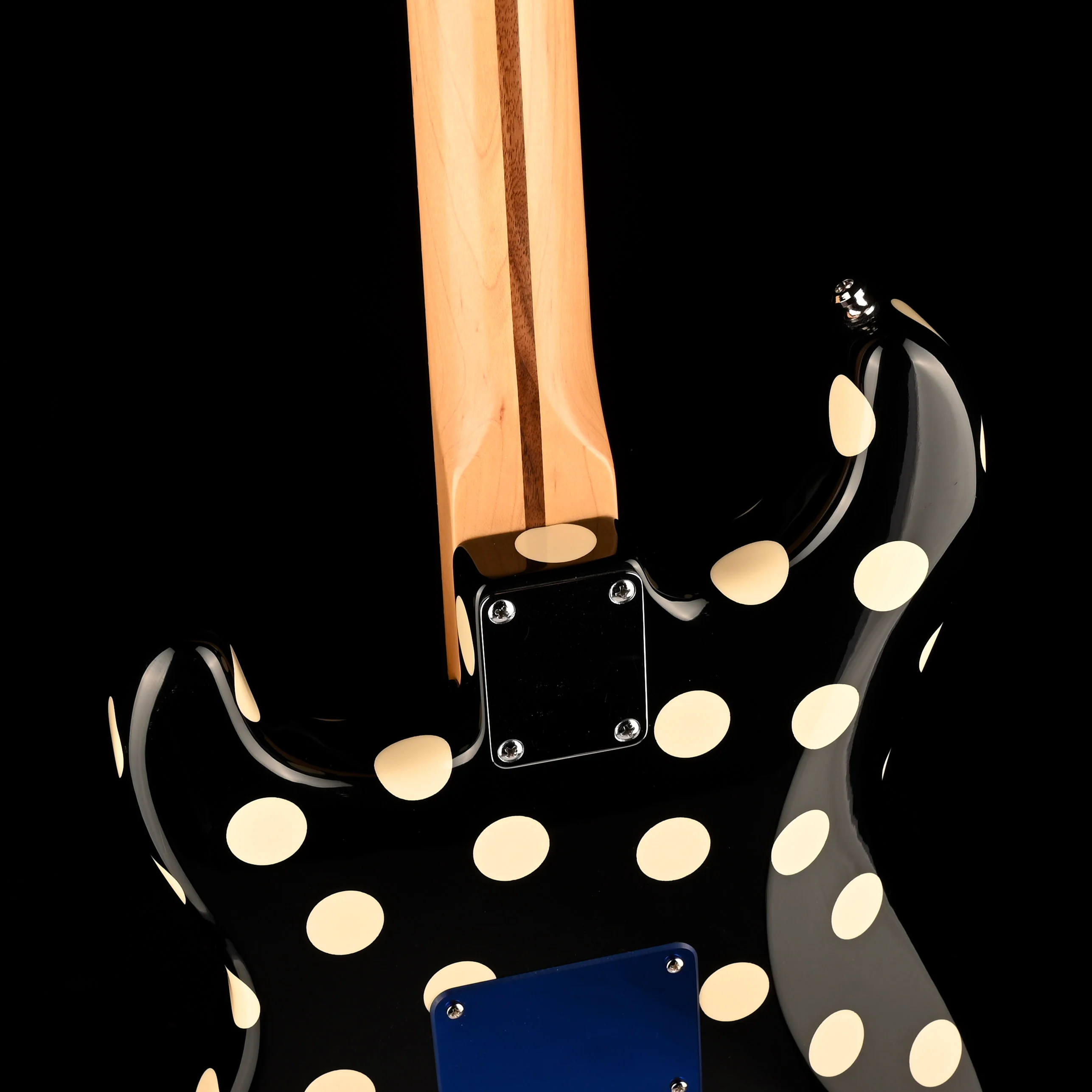 Pre Owned Fender Buddy Guy Signature Polka Dot Stratocaster Modified With Case - Image 12