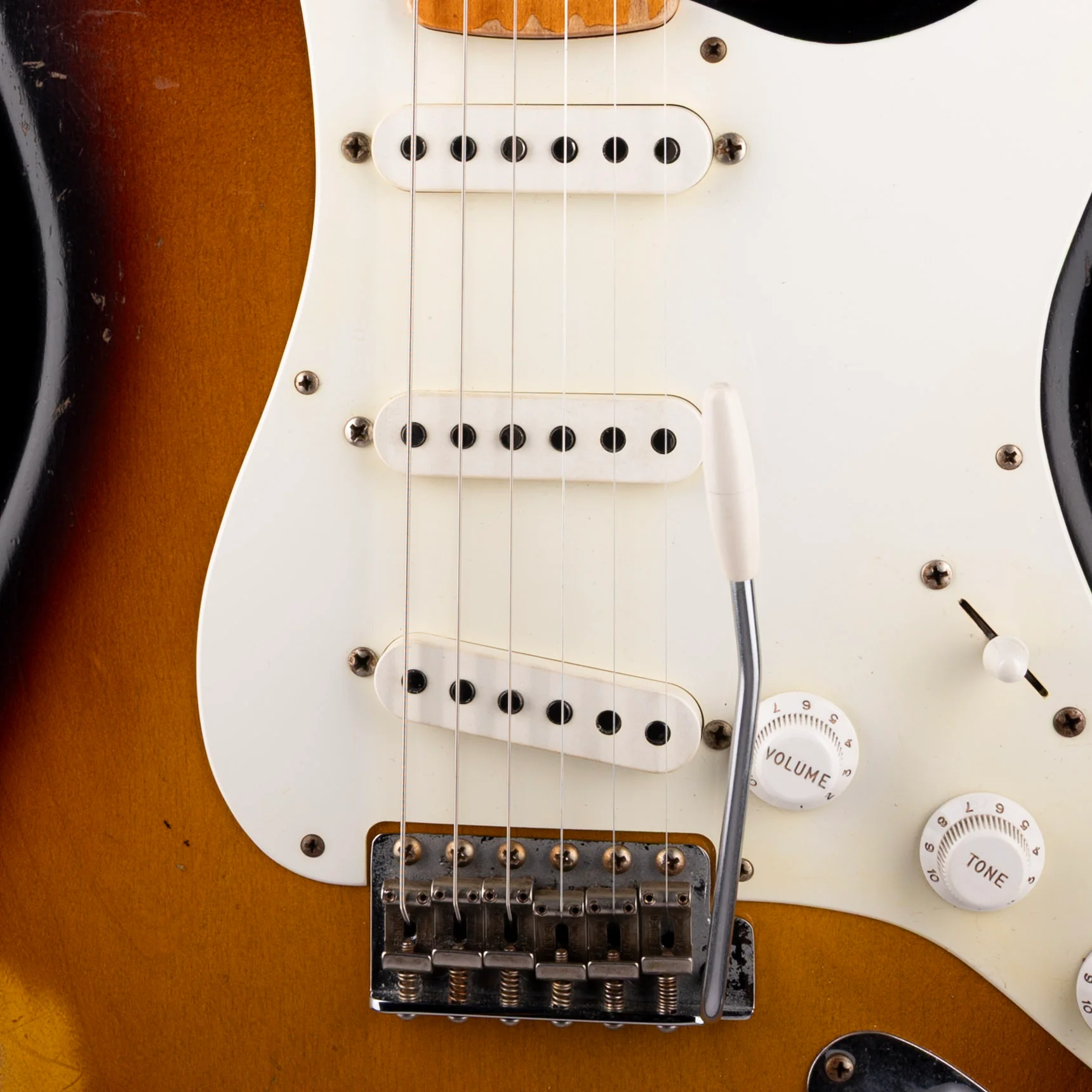 Pre Owned Fender Custom Shop Masterbuilt Carlos Lopez 1956 Stratocaster Relic 2-Tone Sunburst With OHSC - Image 4