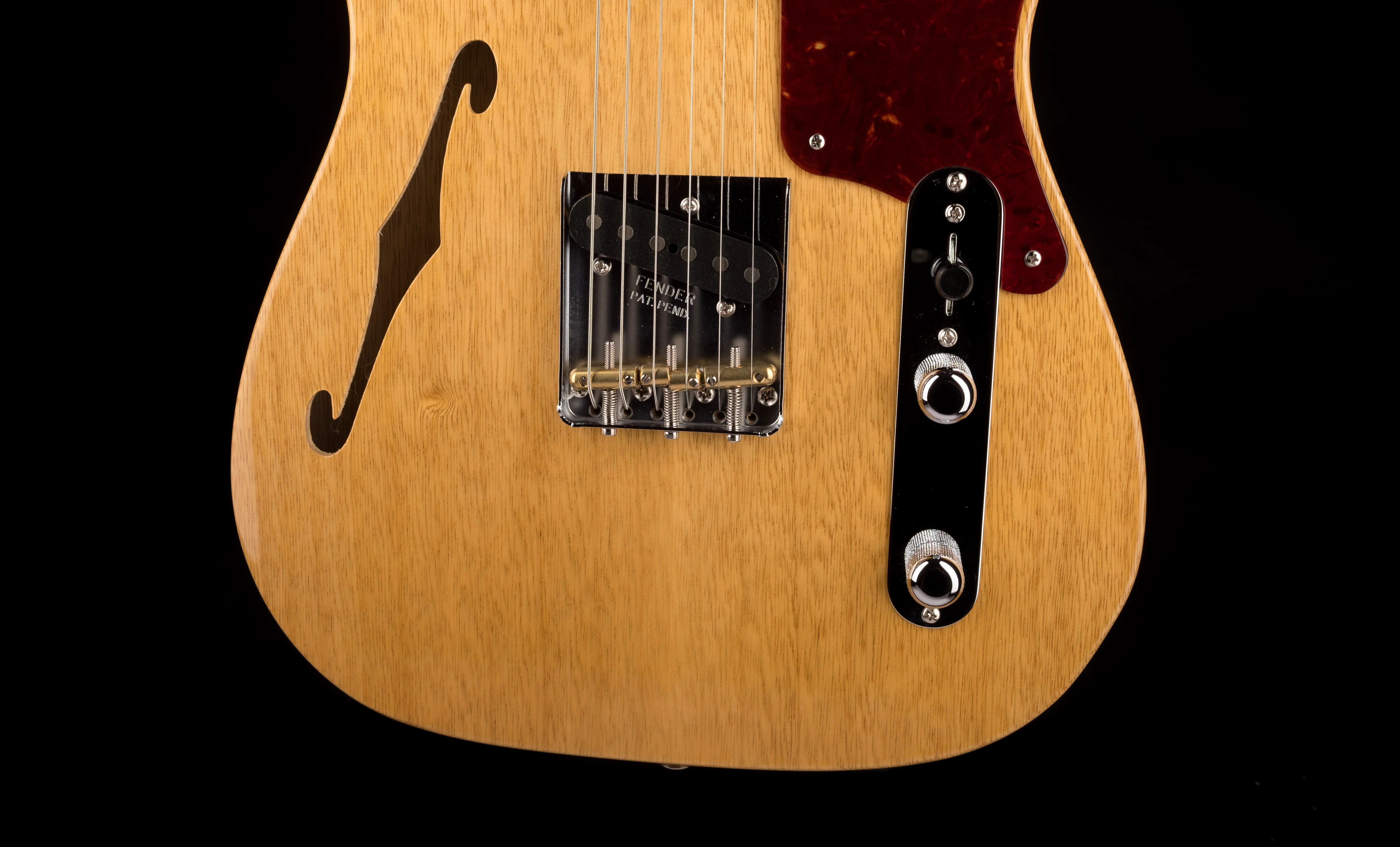 Pre Owned Fender Custom Shop Artisan Korina Tele With OHSC - Image 5