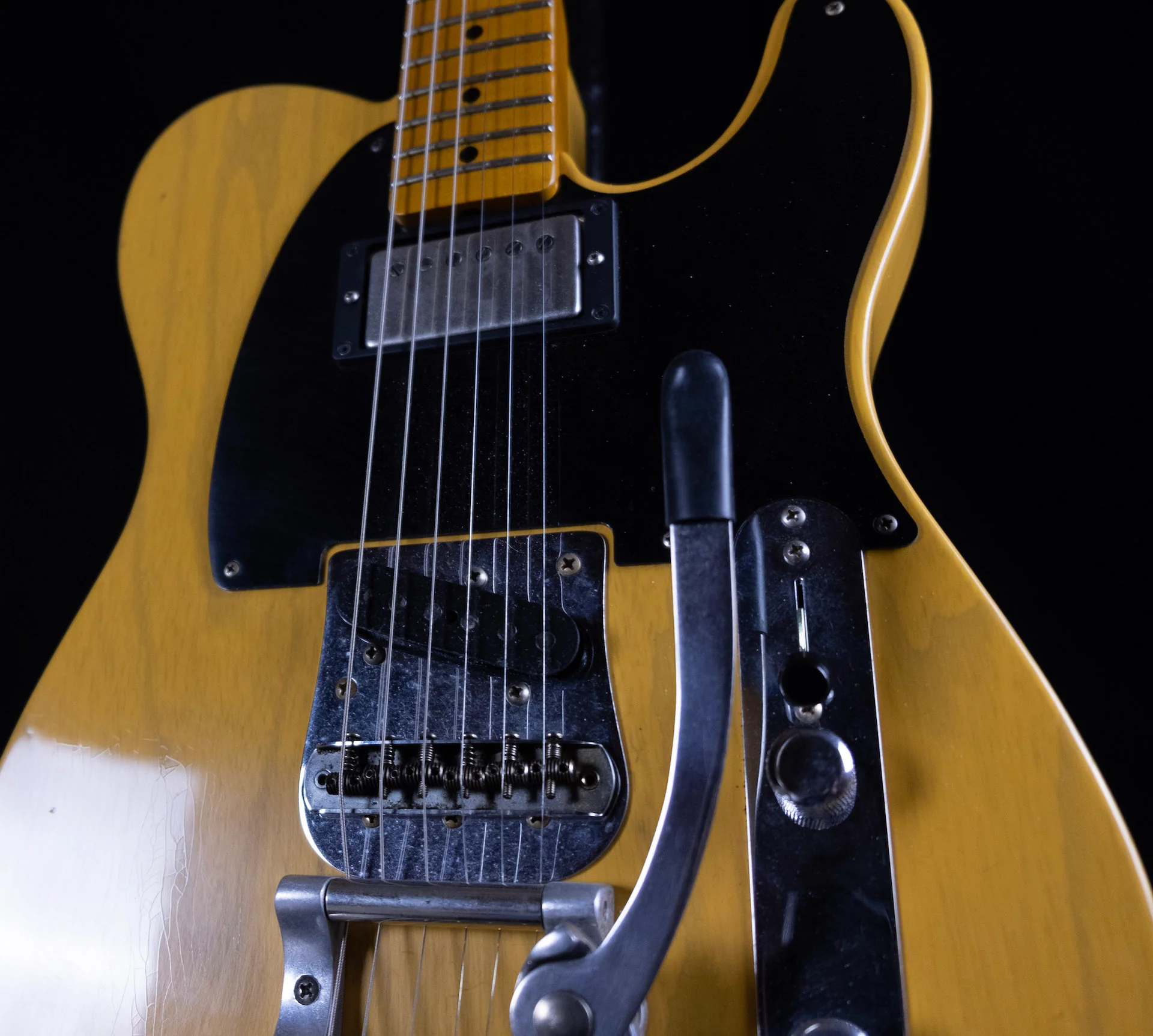 Used '20 Fender Custom Shop 50's Vibra Telecaster Journeyman Relic Butterscotch Blonde w Bigsby & OHSC - Image 3
