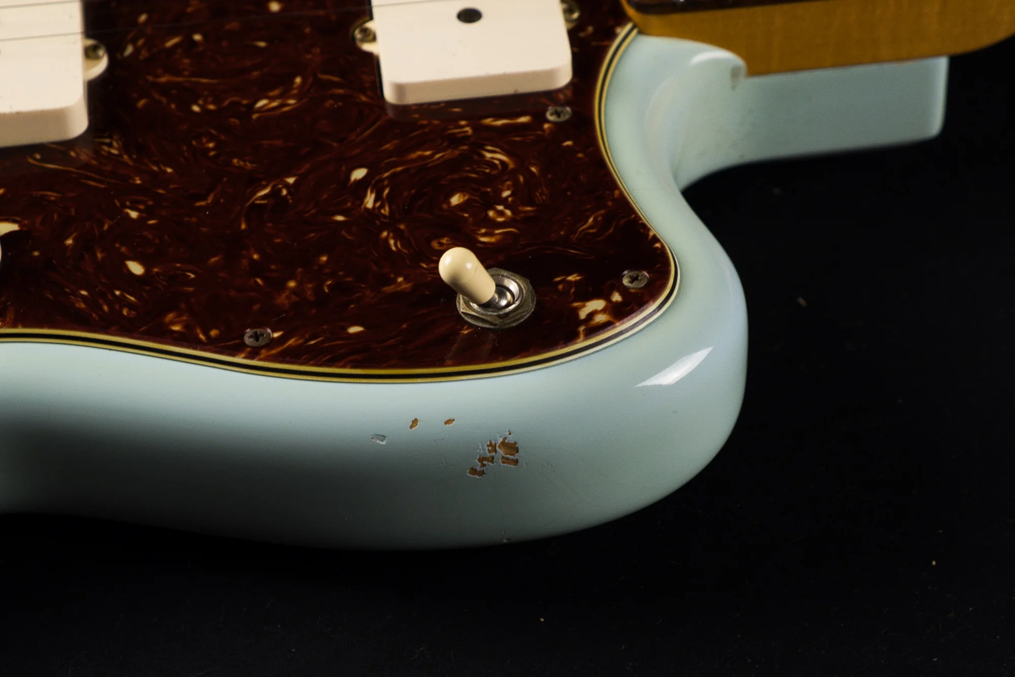 Pre Owned '11 Fender Custom Shop Dealer Select Wildwood "10" '59 Jazzmaster Faded Sonic Blue OHSC - Image 6