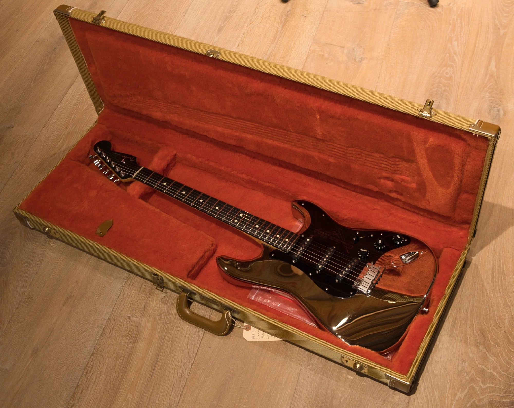 Pre Owned  Fender Custom Shop Limited Edition Aluminum Body Stratocaster W/ OHSC - Image 10