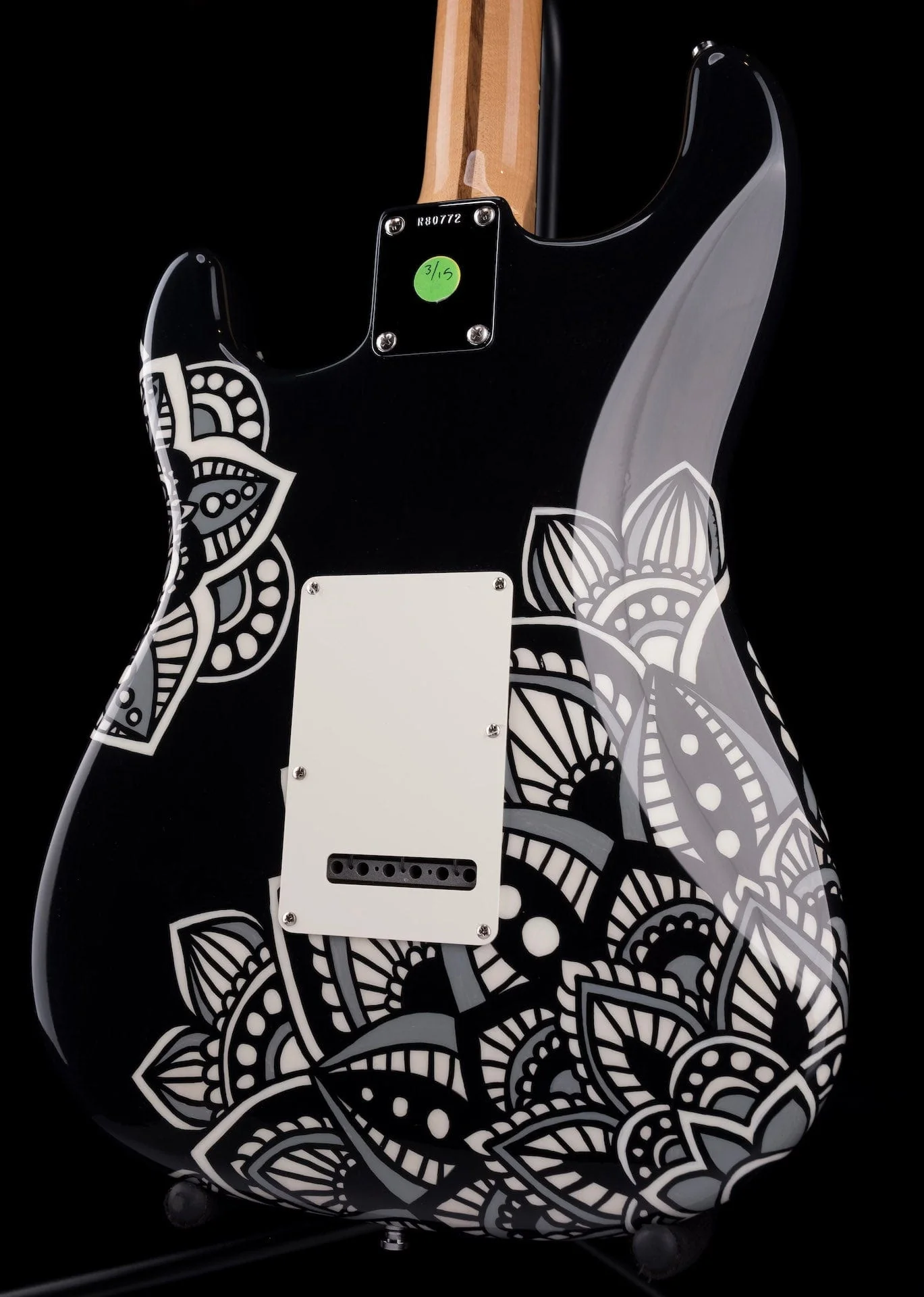 Pre-Owned Fender Artist Series Custom Shop Masterbuilt Greg Fessler Madison Roy Nightshade Strat Electric Guitar - Image 17