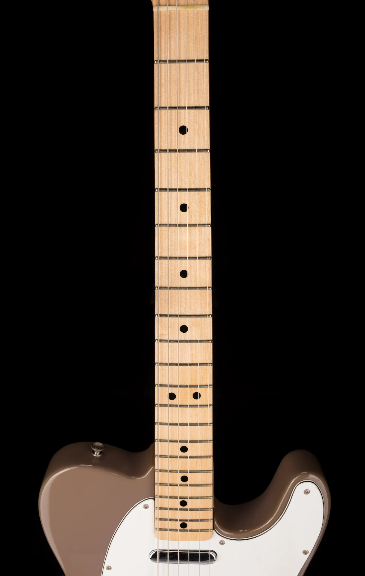 Pre Owned Fender International Series Telecaster Sahara Taupe with Case - Image 11