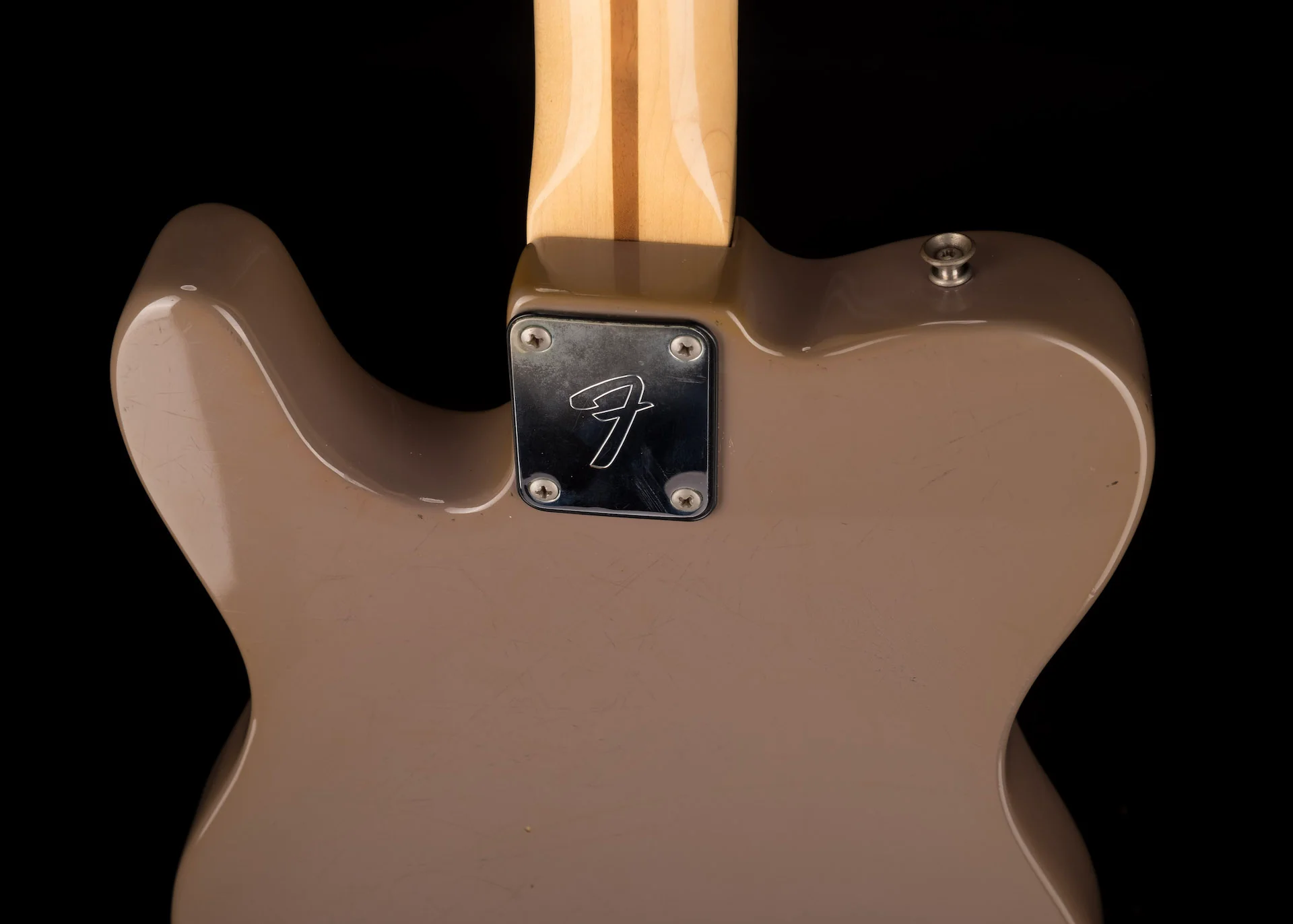 Pre Owned Fender International Series Telecaster Sahara Taupe with Case - Image 14
