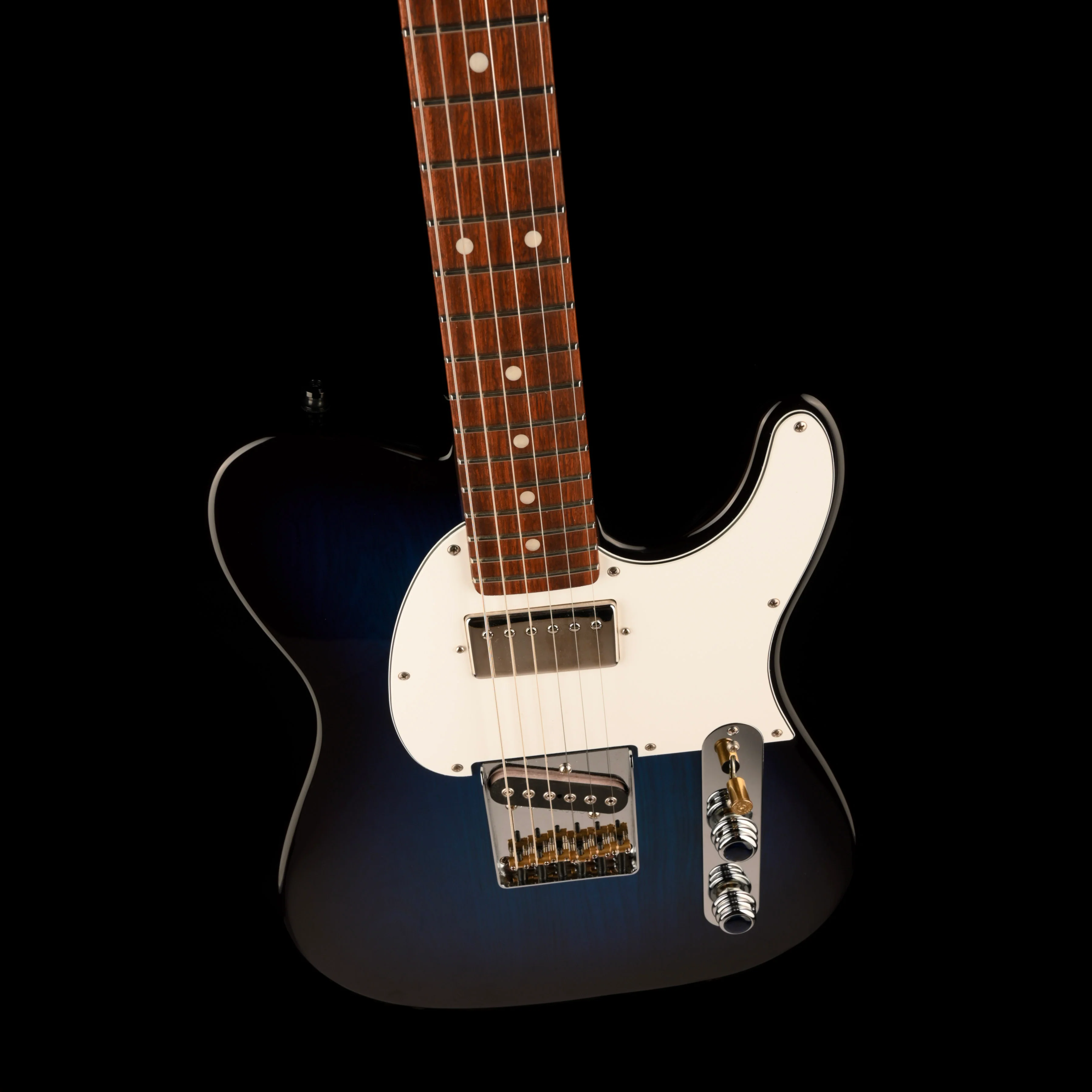 Pre Owned G&L ASAT Deluxe Classic Bluesboy Blueburst With OHSC - Image 3