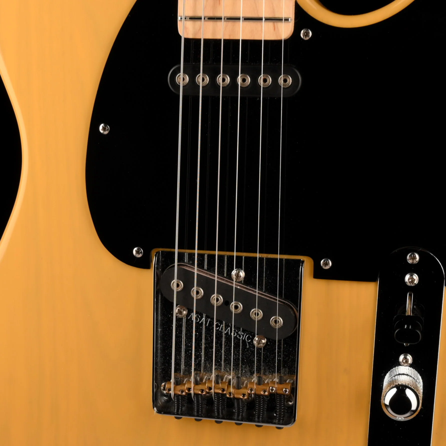 Pre Owned G&L Fullerton Deluxe ASAT Classic Butterscotch Blonde Electric Guitar With Gig Bag - Image 4