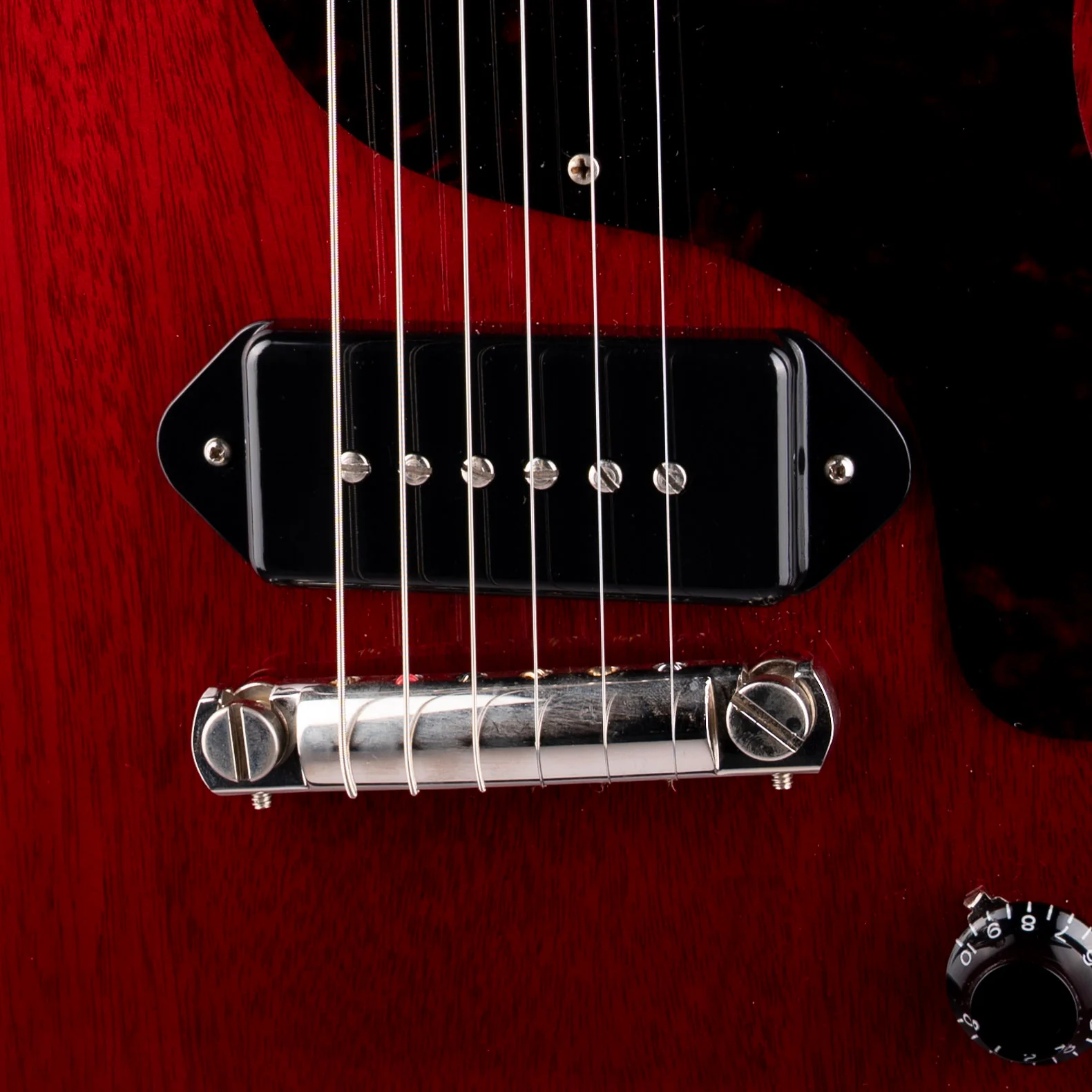 Pre Owned Gibson Custom Shop 1958 Les Paul Junior Double Cut Cherry Red With OHSC - Image 4