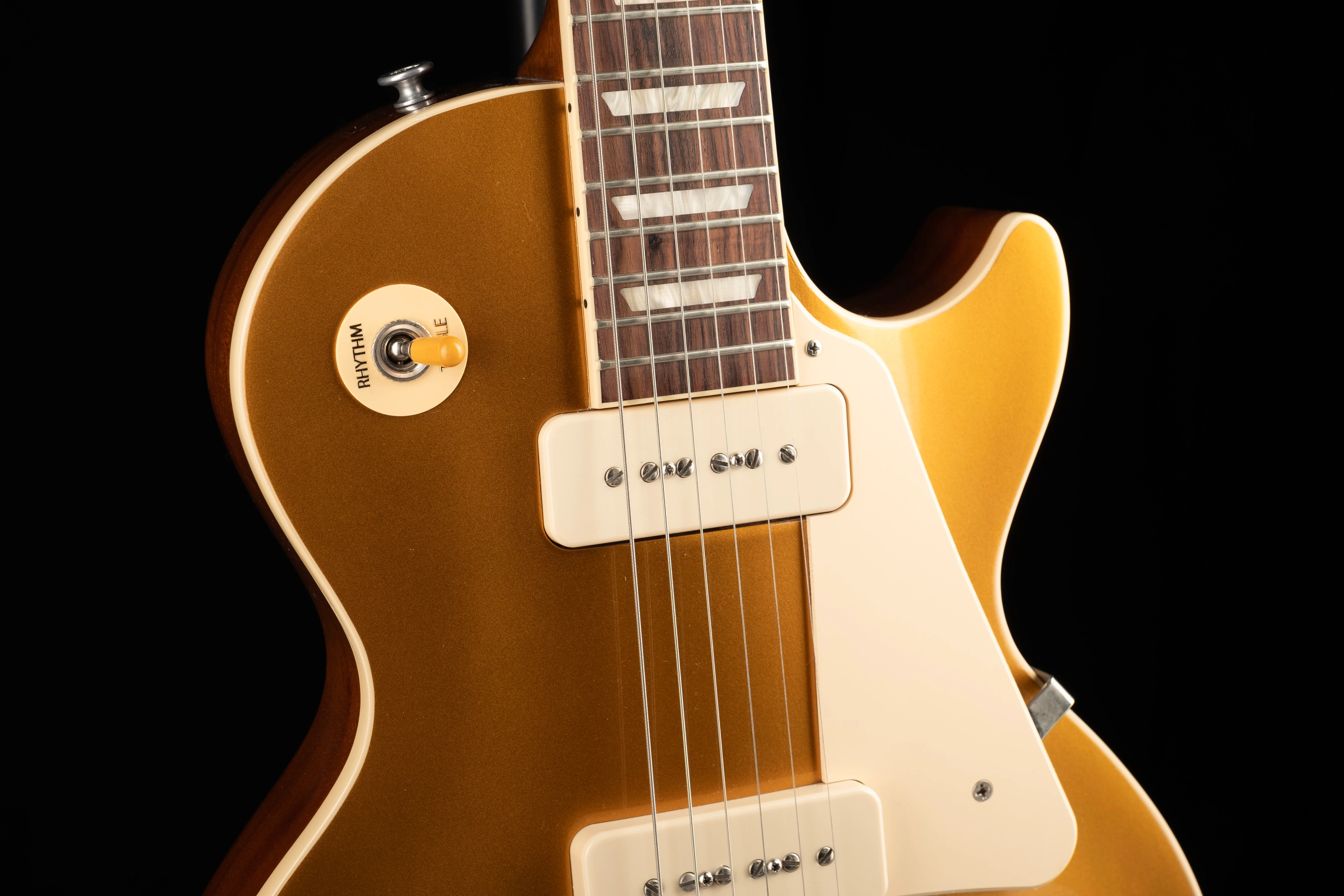 Pre Owned Gibson Les Paul Standard '50s P90 Gold Top With OHSC - Image 8