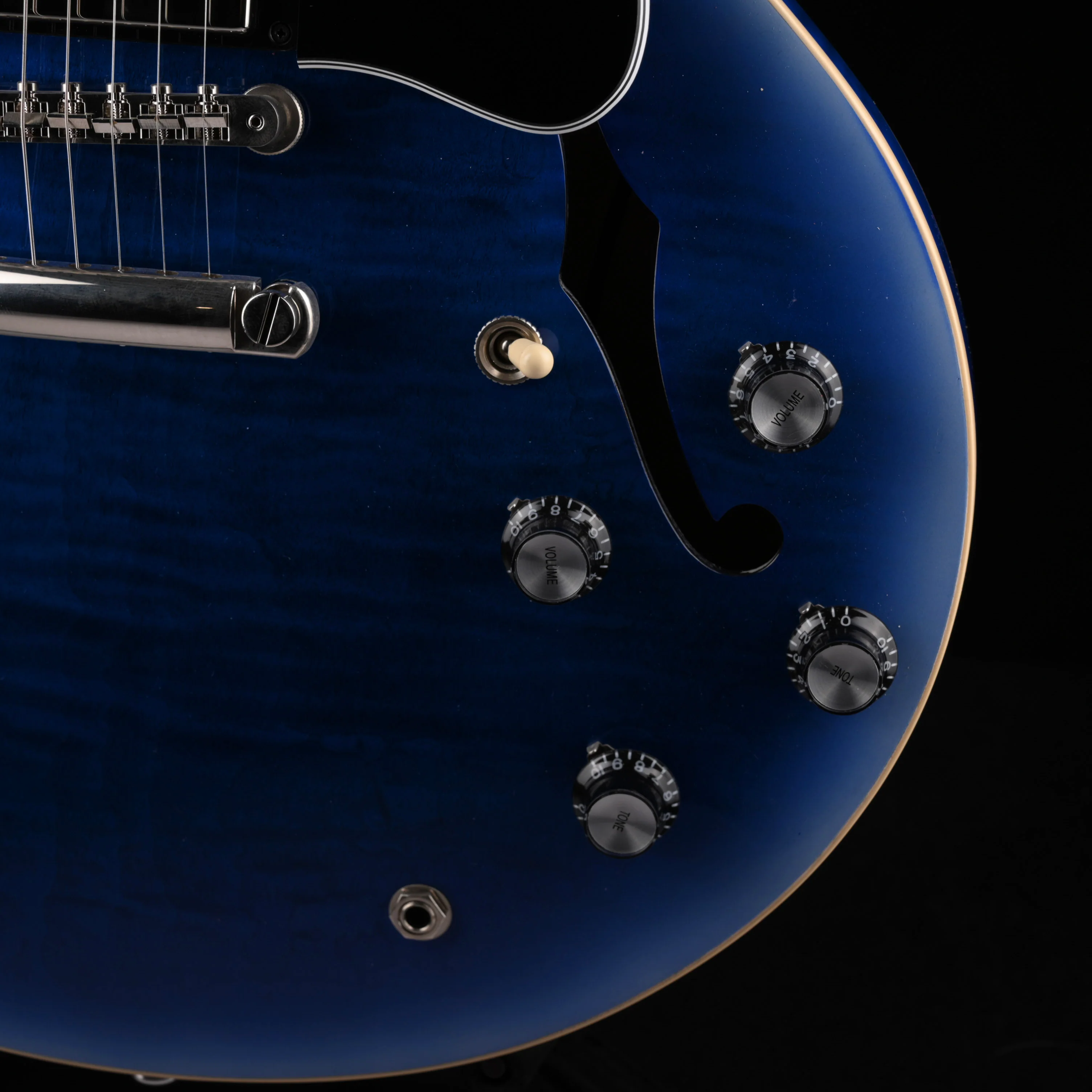 Pre Owned Gibson Mod ES-335 Figured Blue Brink Blast with OHSC - Image 4