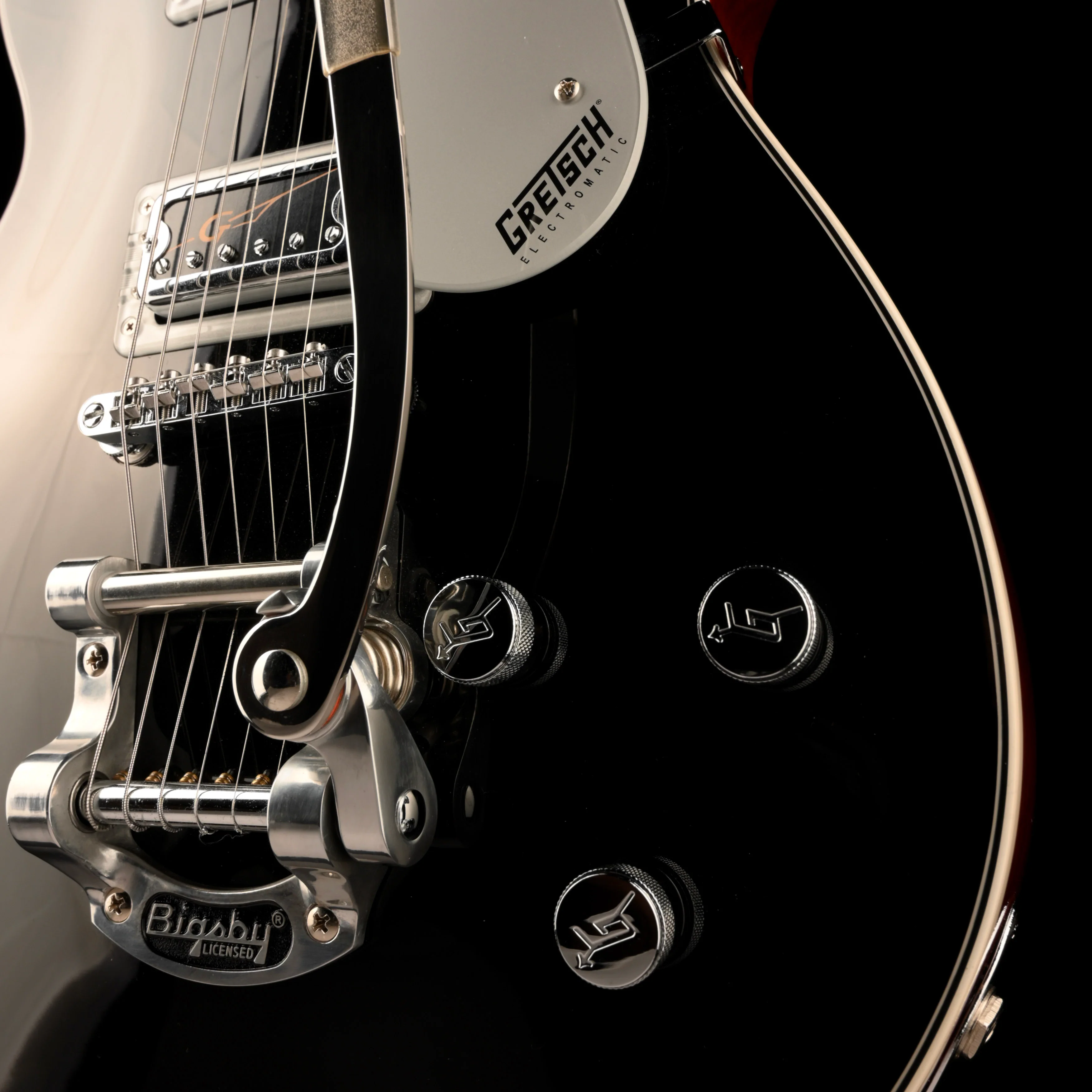 Pre Owned Gretsch G5230T Electromatic Jet With Bigsby And TV Jones Pickups Black Electric Guitar - Image 6