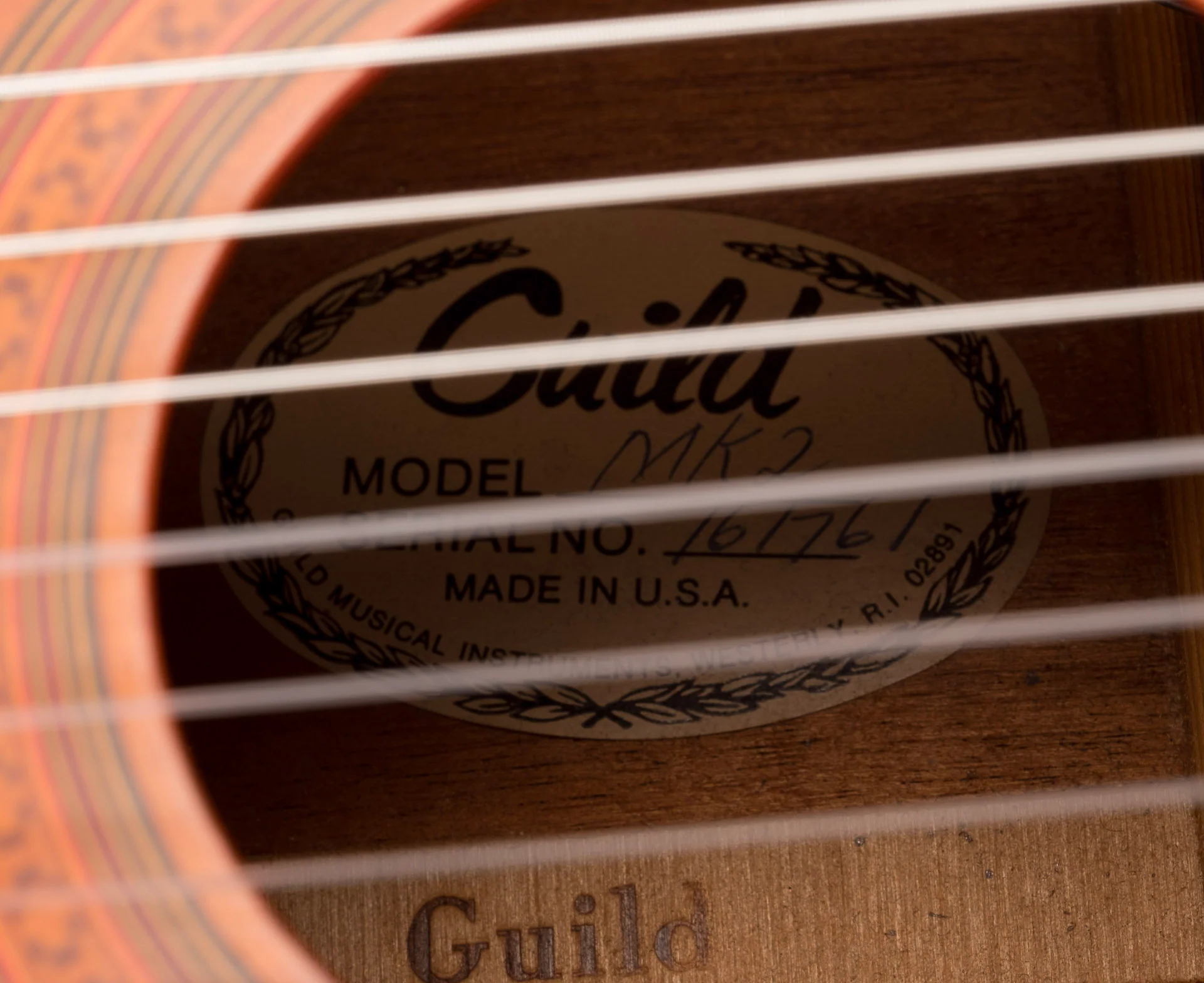 Pre Owned Guild Mark II Nylon Acoustic Guitar With HSC - Image 9