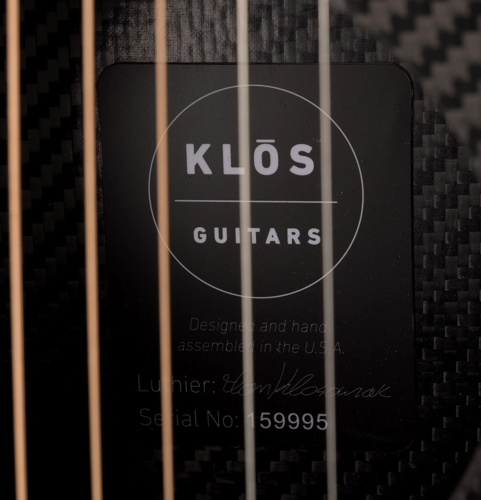 Pre Owned KLŌS Graphite Travel Guitar With Gig Bag - Image 8