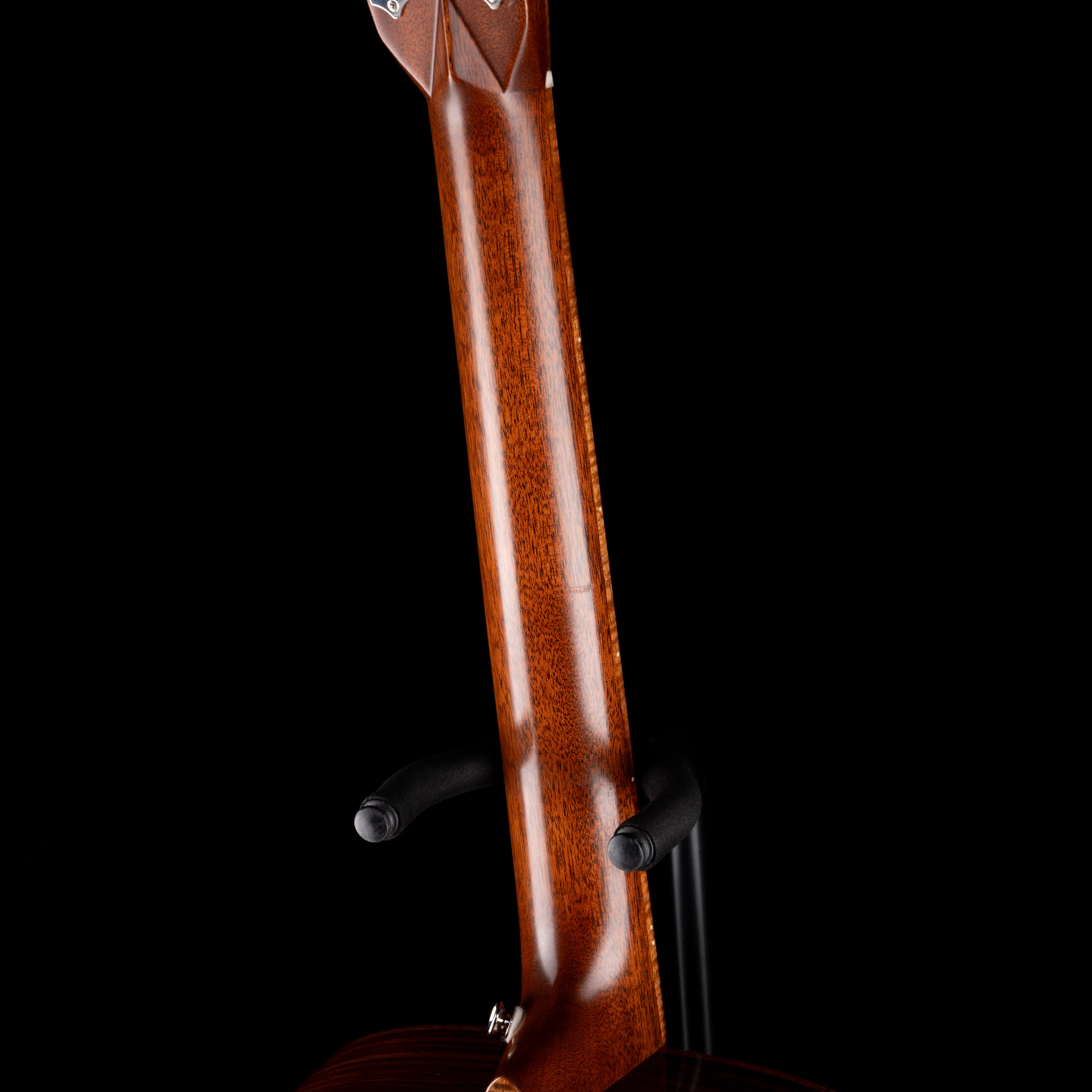 Pre Owned Martin Custom Shop Dreadnaught/000 Style 28 Indian Rosewood Sunburst With OHSC - Image 12