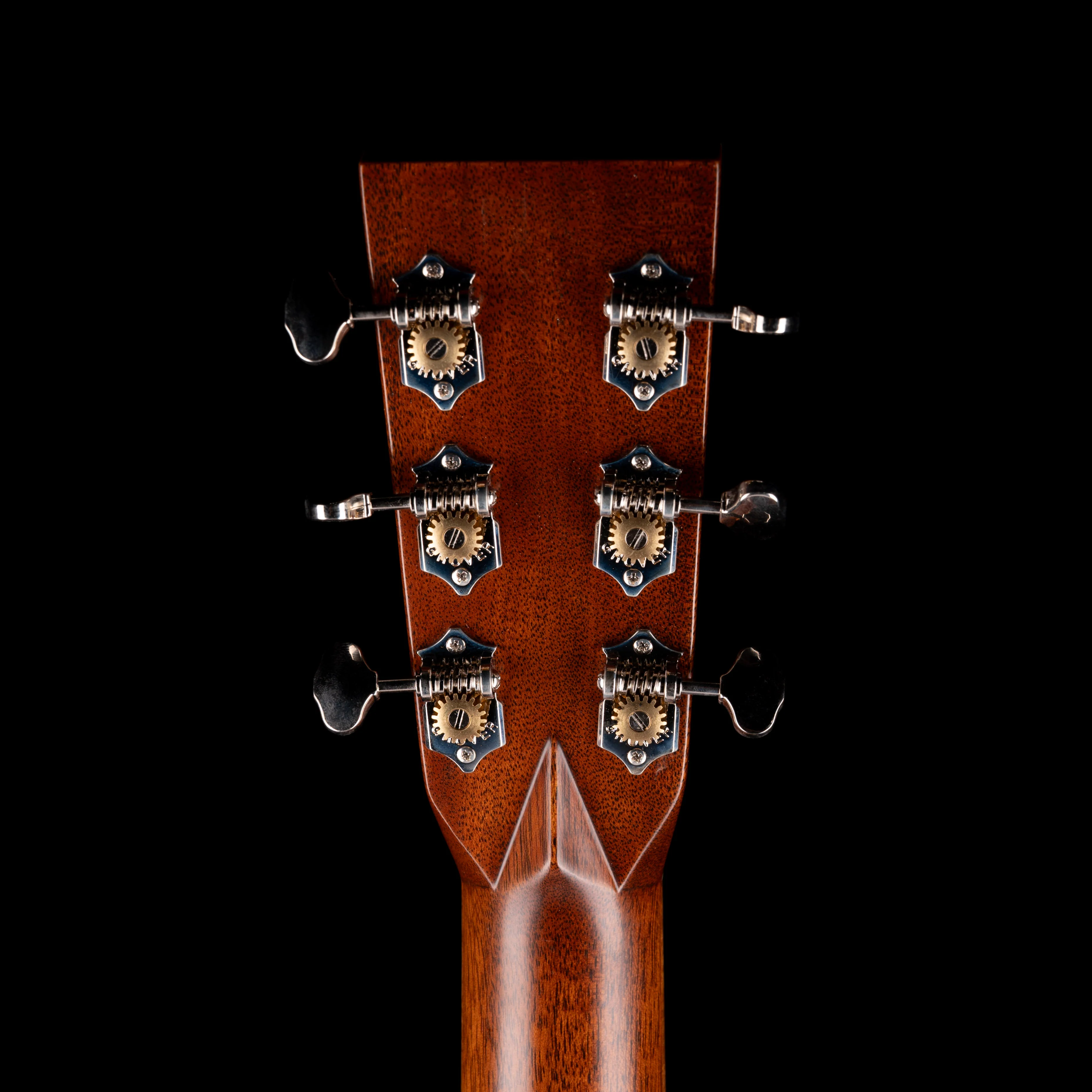 Pre Owned Martin Custom Shop Dreadnaught/000 Style 28 Indian Rosewood Sunburst With OHSC - Image 14