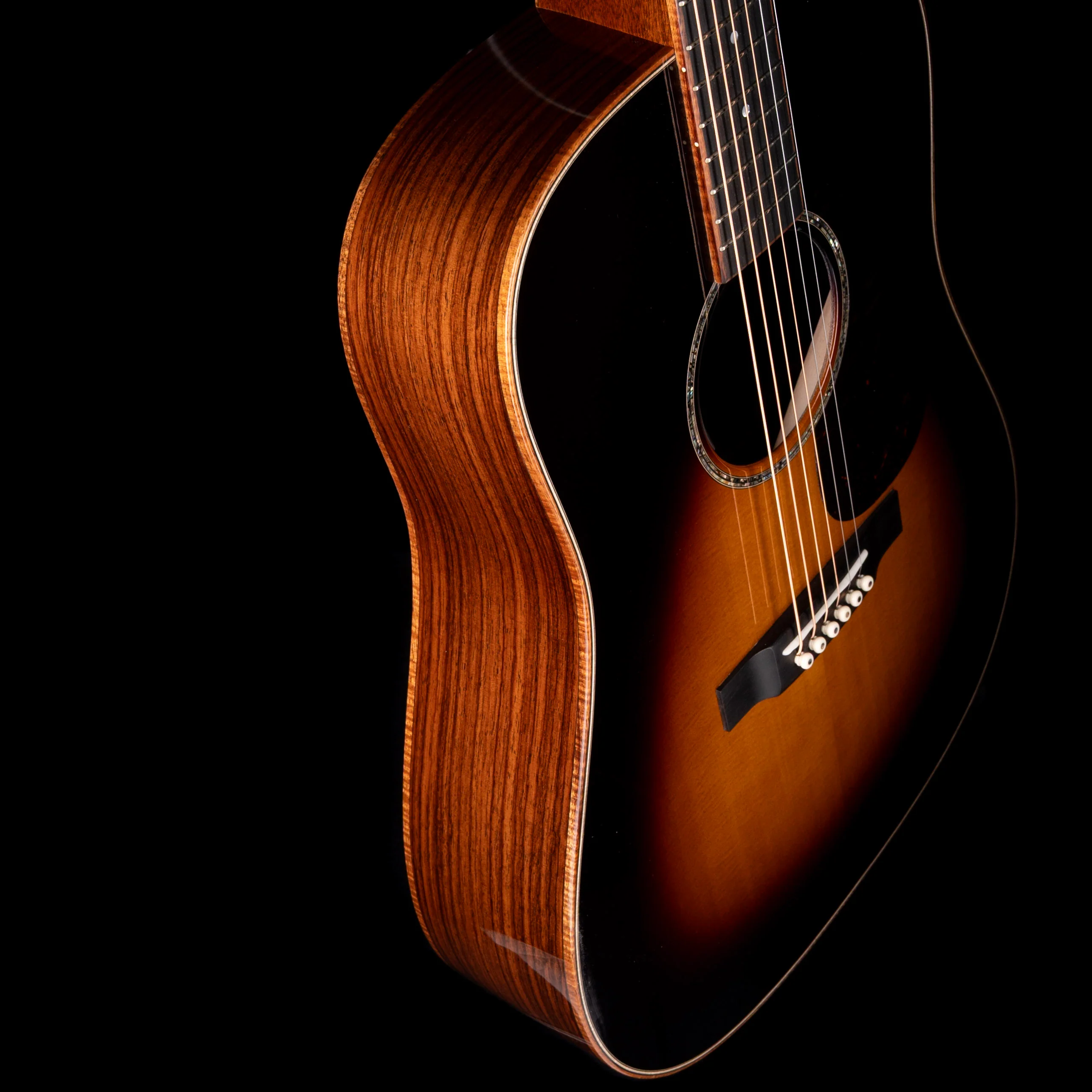 Pre Owned Martin Custom Shop Dreadnaught/000 Style 28 Indian Rosewood Sunburst With OHSC - Image 7