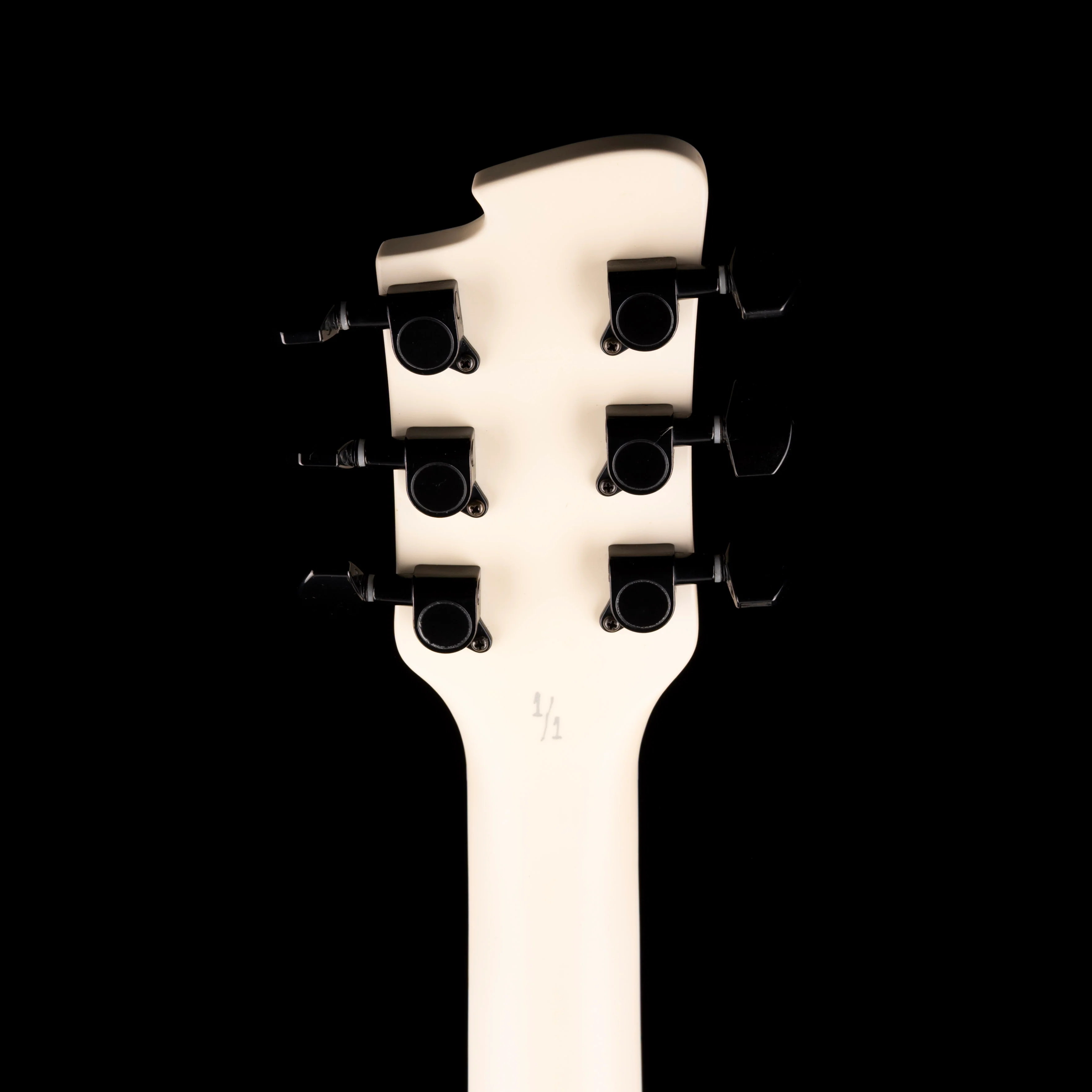 Pre-Owned Moniker Rival Electric Guitar White With Gig Bag - Image 13