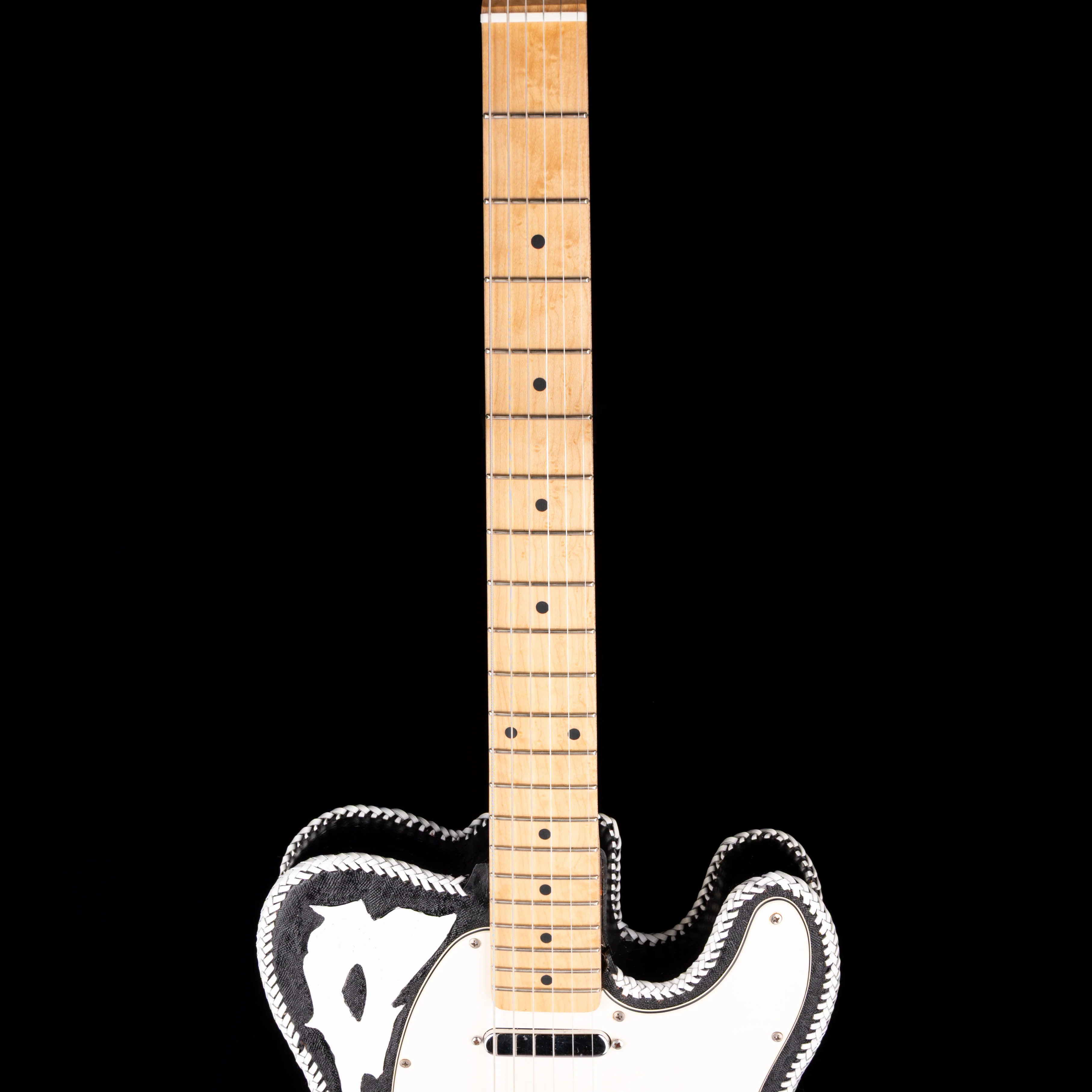 Pre-Owned  Partscaster  Wailin' Winnings T-Style Black/White Leather With HSC - Image 7