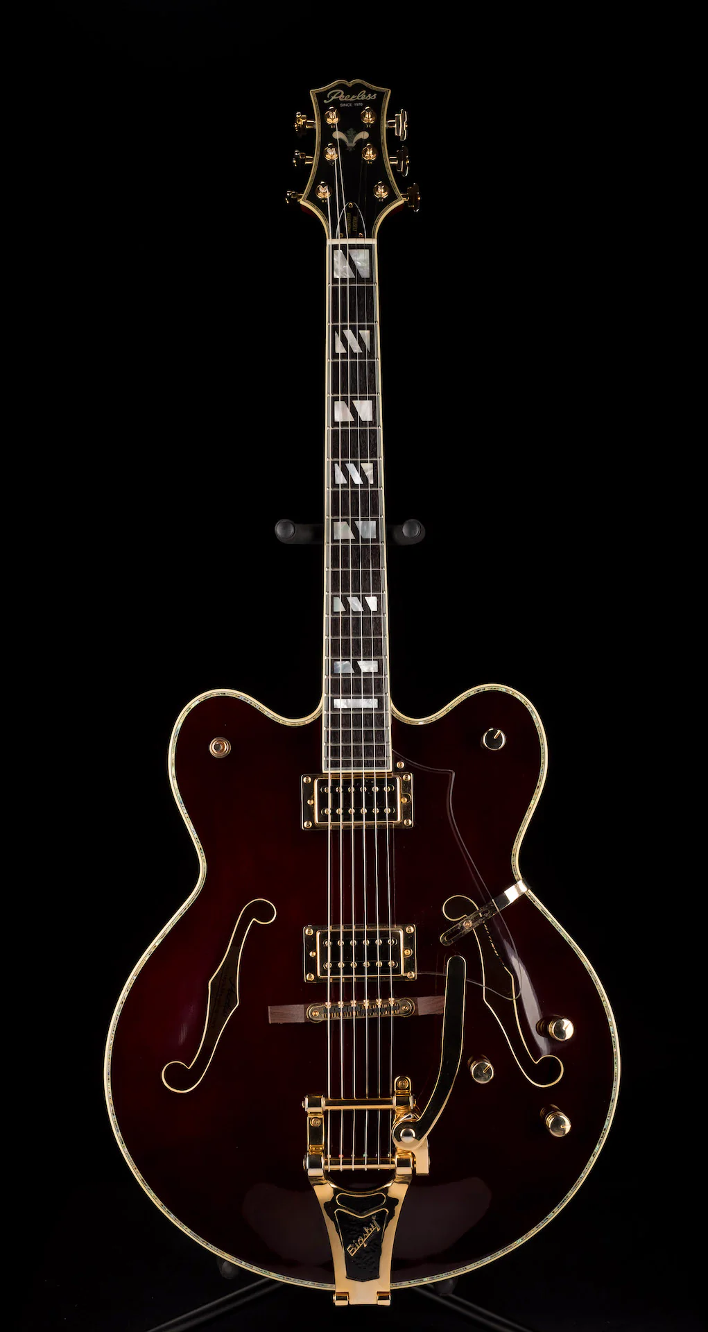 Pre Owned Peerless Tonemaster Custom Burgundy Semi-Hollow Body Electric Guitar With Gig Bag - Image 2