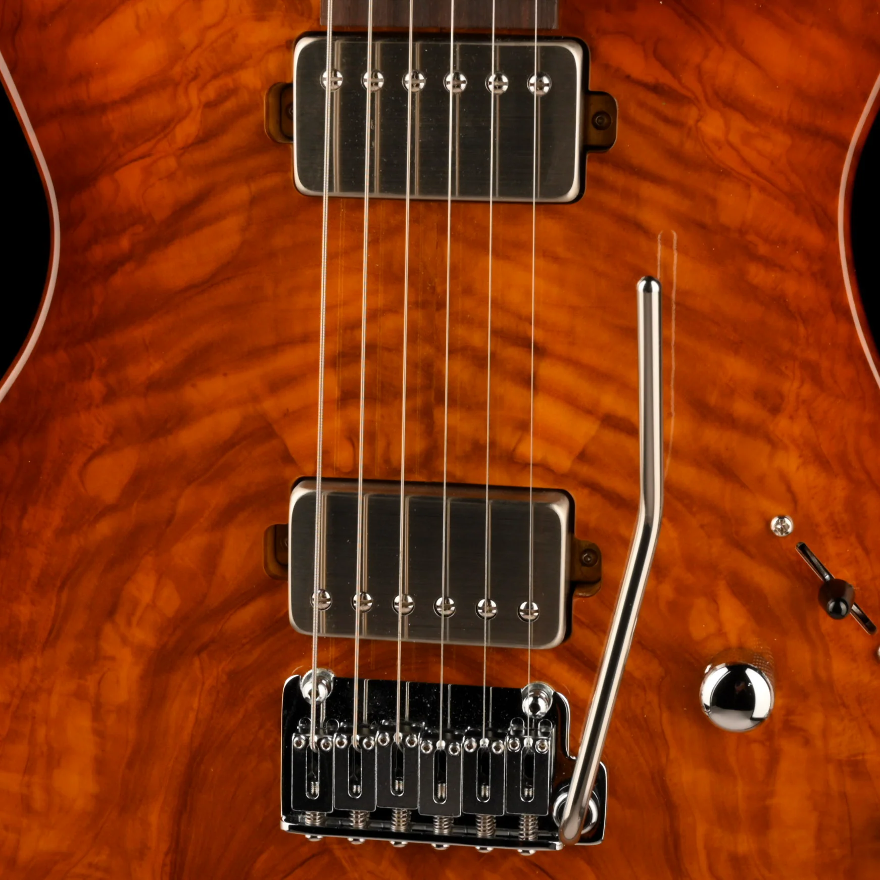 Pre Owned Pereira Custom Guitars Joseane Honeyburst With OHSC - Image 4