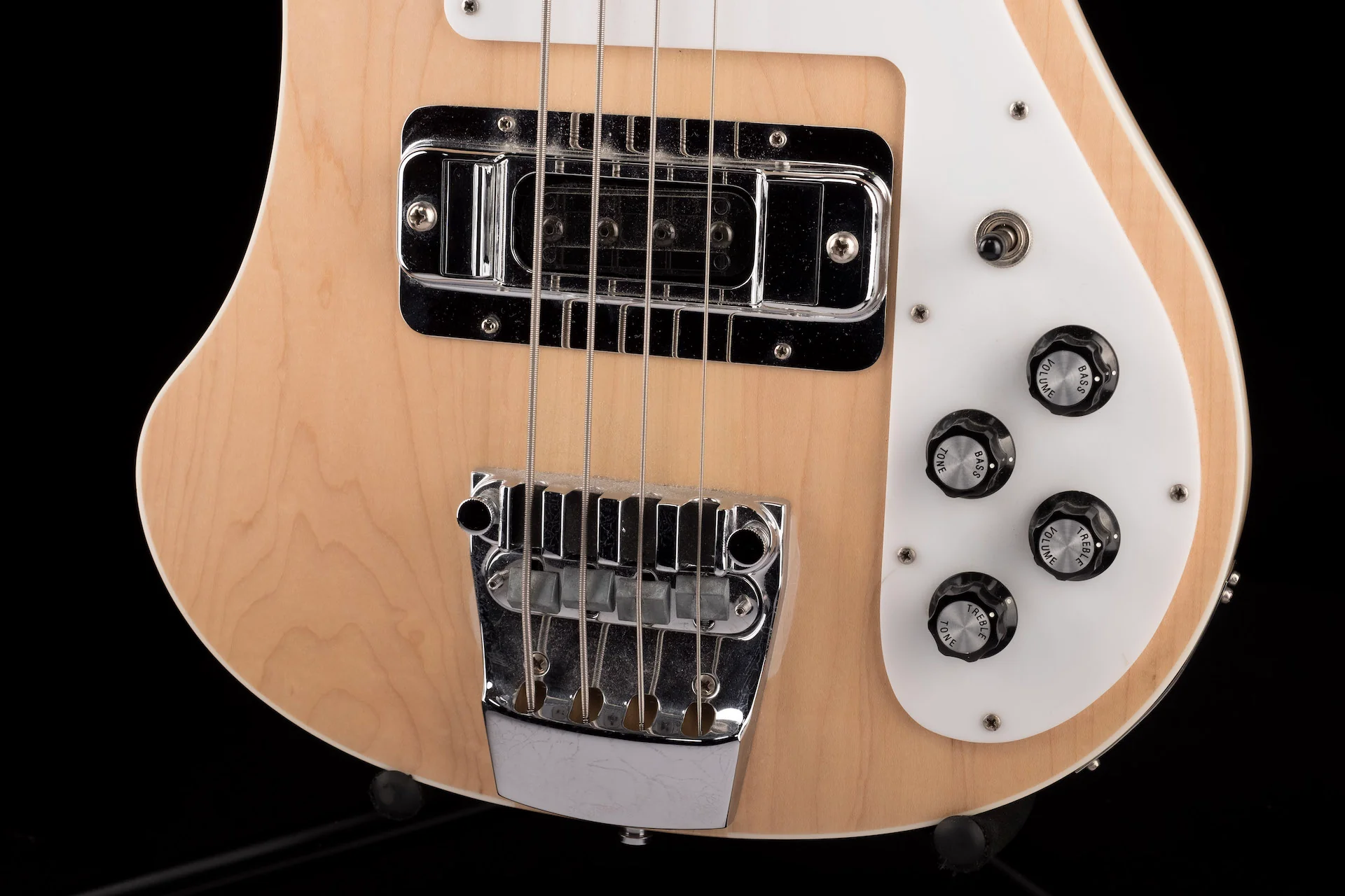 Pre-Owned 2016 Rickenbacker 4003 Mapleglo Bass Guitar With OHSC - Image 4