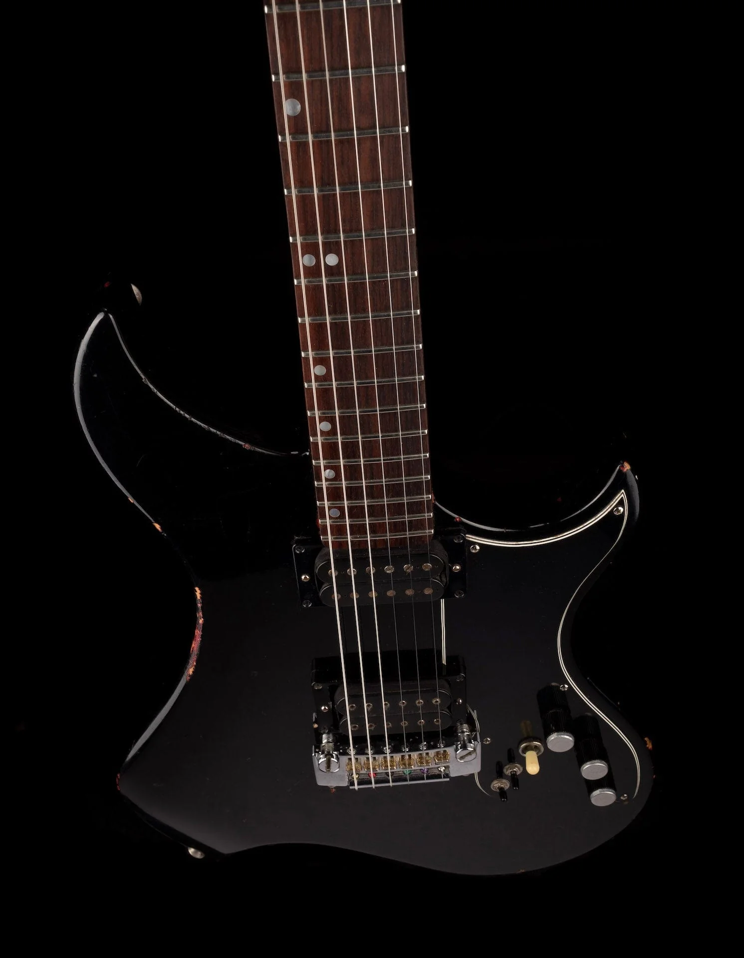 Pre Owned Silver Street Nightwing Black Electric Guitar With Gig Bag - Image 4