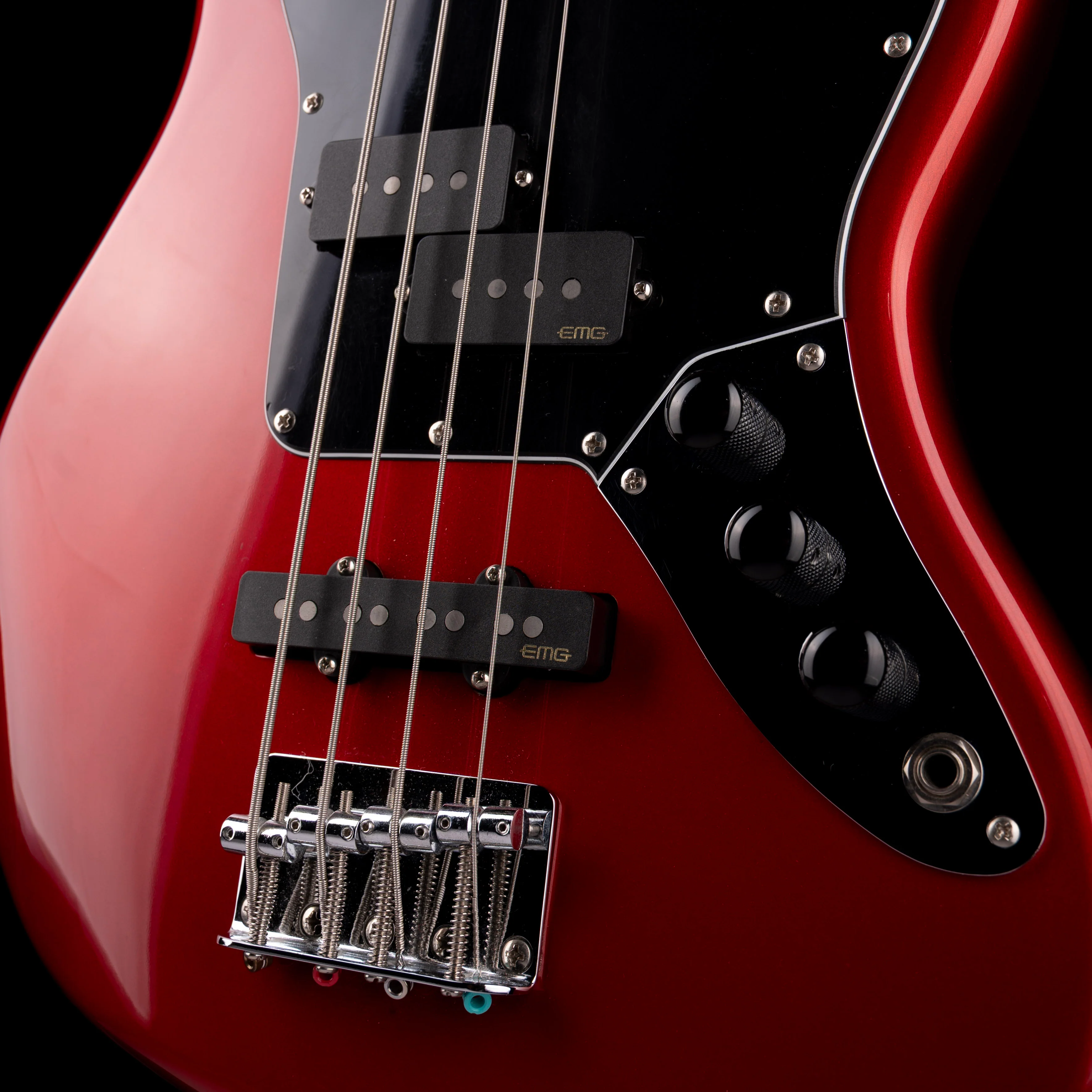 Pre Owned Squier Vintage Modified Jaguar Short Scale Bass Candy Apple Red With Gig Bag - Image 5