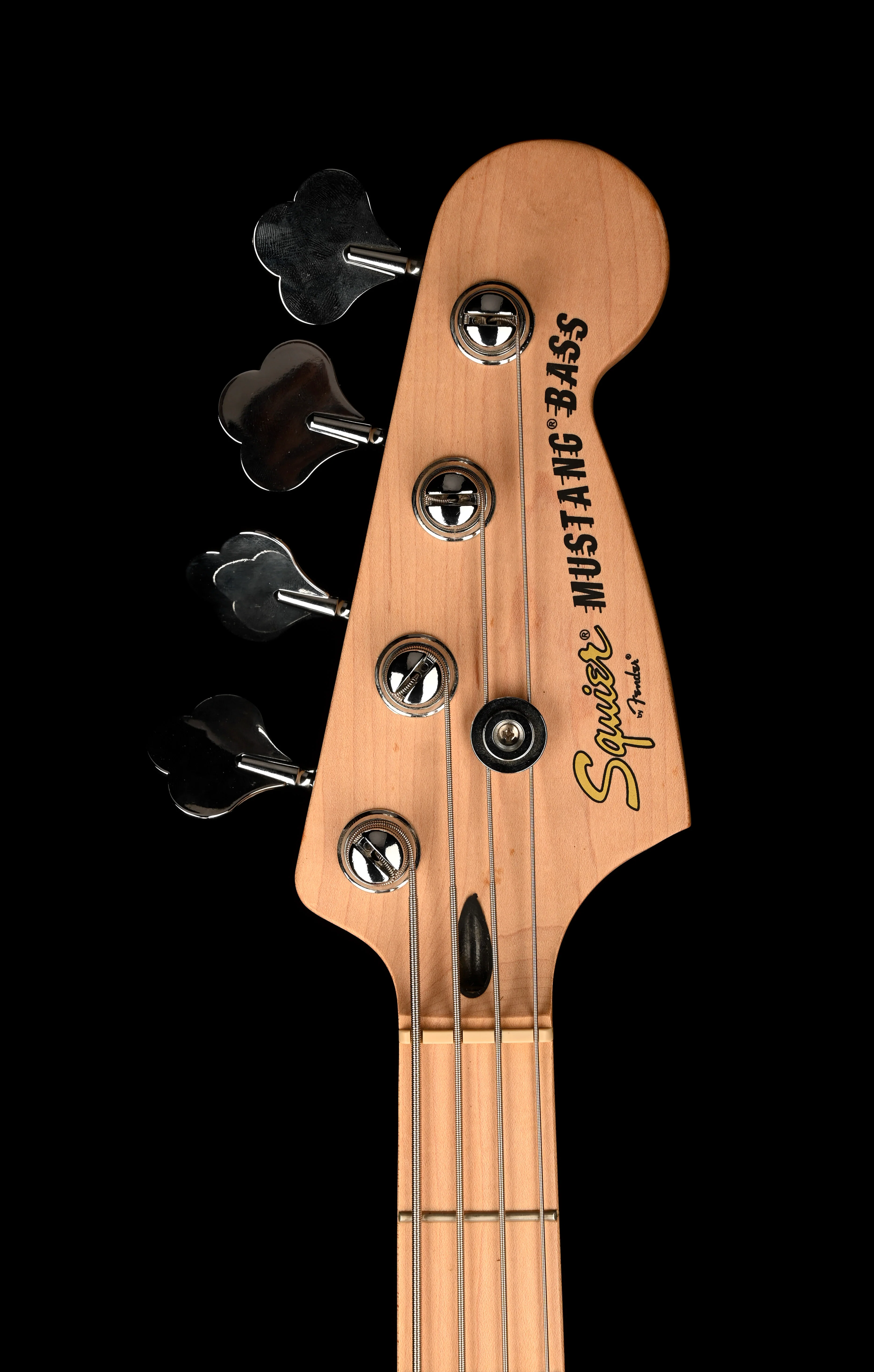 Pre Owned Squier Vintage Mustang Bass 3-Tone Sunburst With Gig Bag - Image 11
