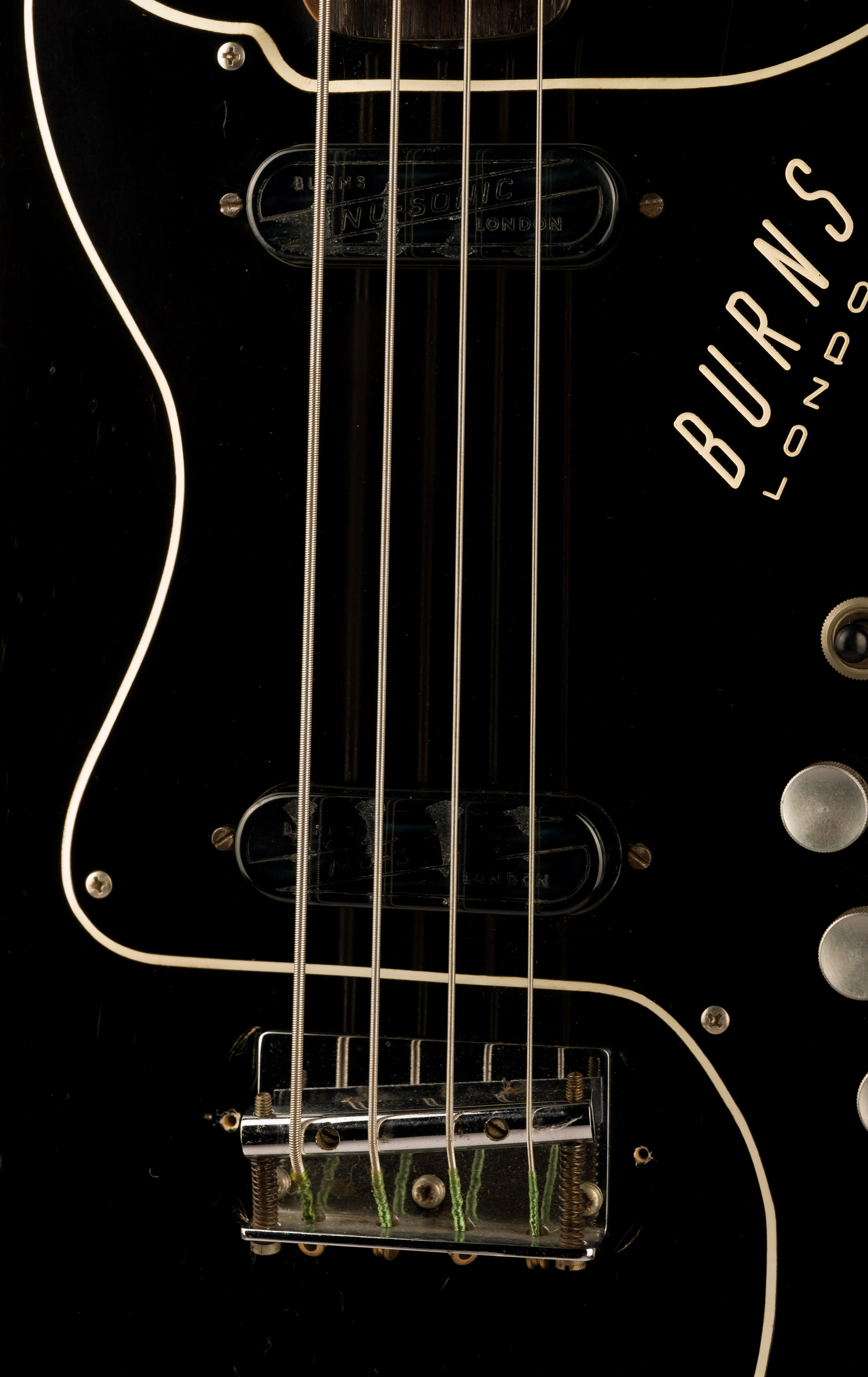 Vintage 1965 Burns Nu-Sonic Bass Black with OHSC - Image 7
