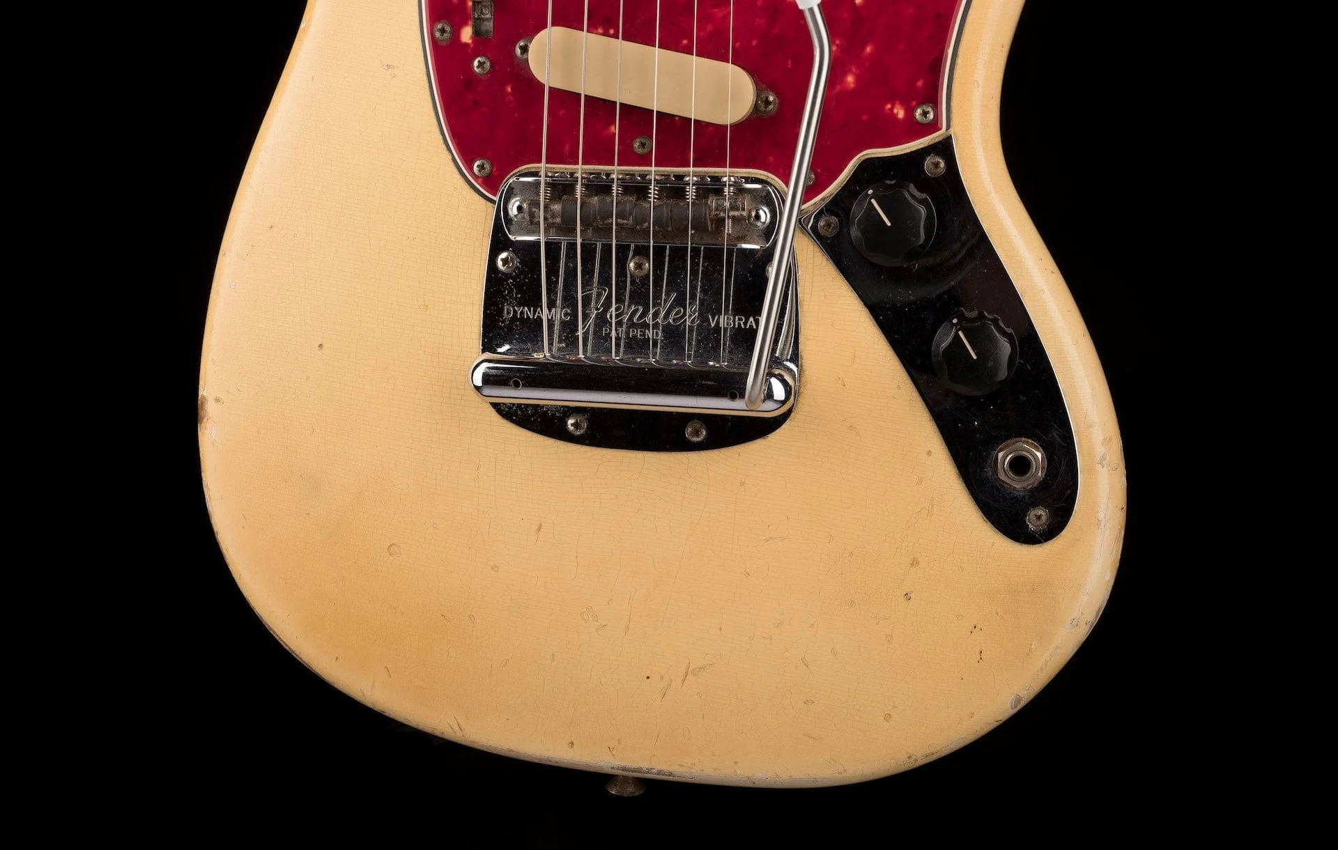 Vintage 1965 Fender Mustang Olympic White With Gig Bag - Image 5