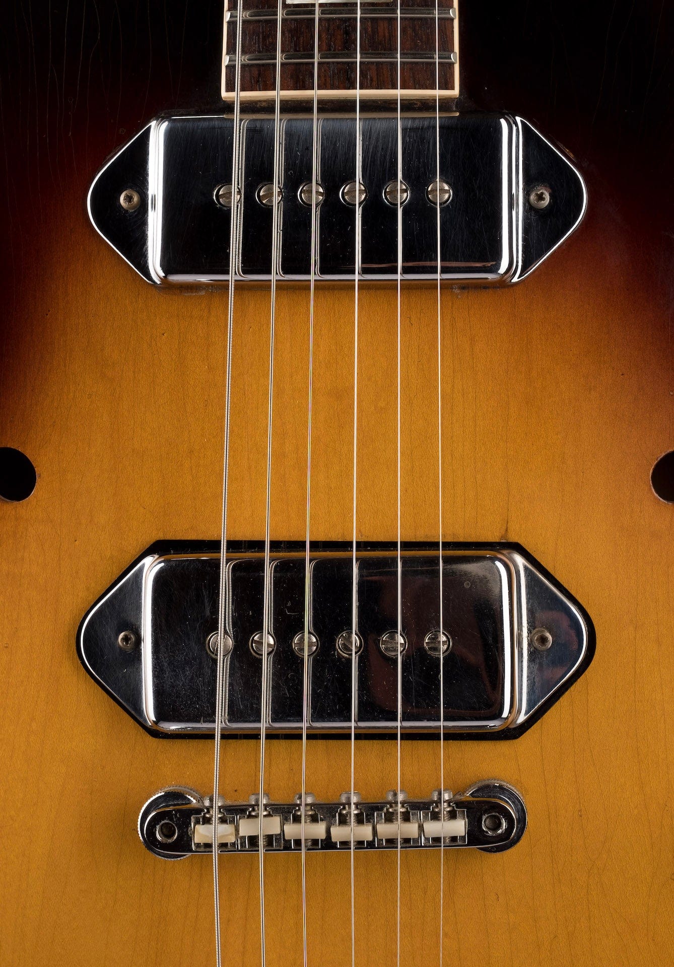Pre Owned Vintage 1965 Gibson ES-330 Sunburst with HSC - Image 7