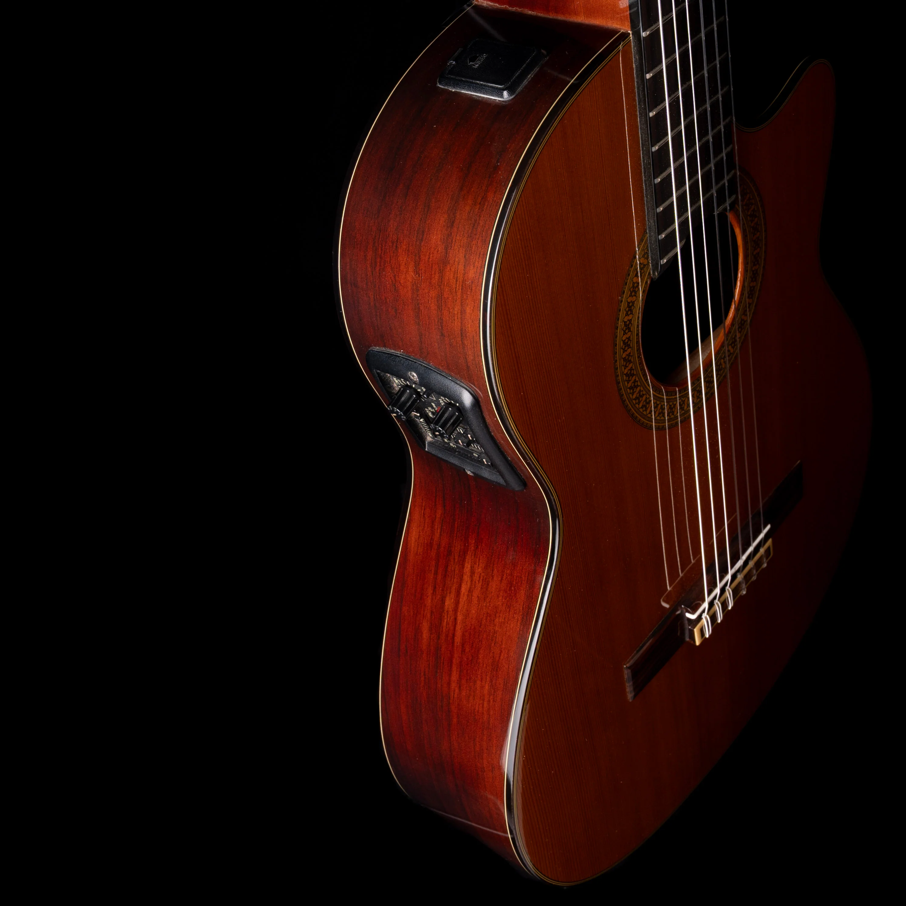 Pre-Owned Yamaha CGX-171CCA - Natural Nylon Acoustic Electric Guitar With Case - Image 6