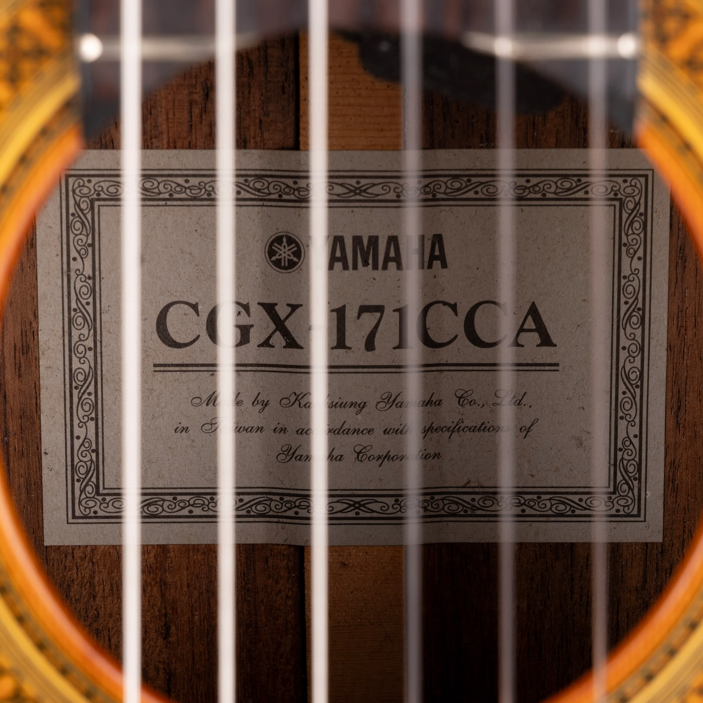 Pre-Owned Yamaha CGX-171CCA - Natural Nylon Acoustic Electric Guitar With Case - Image 9