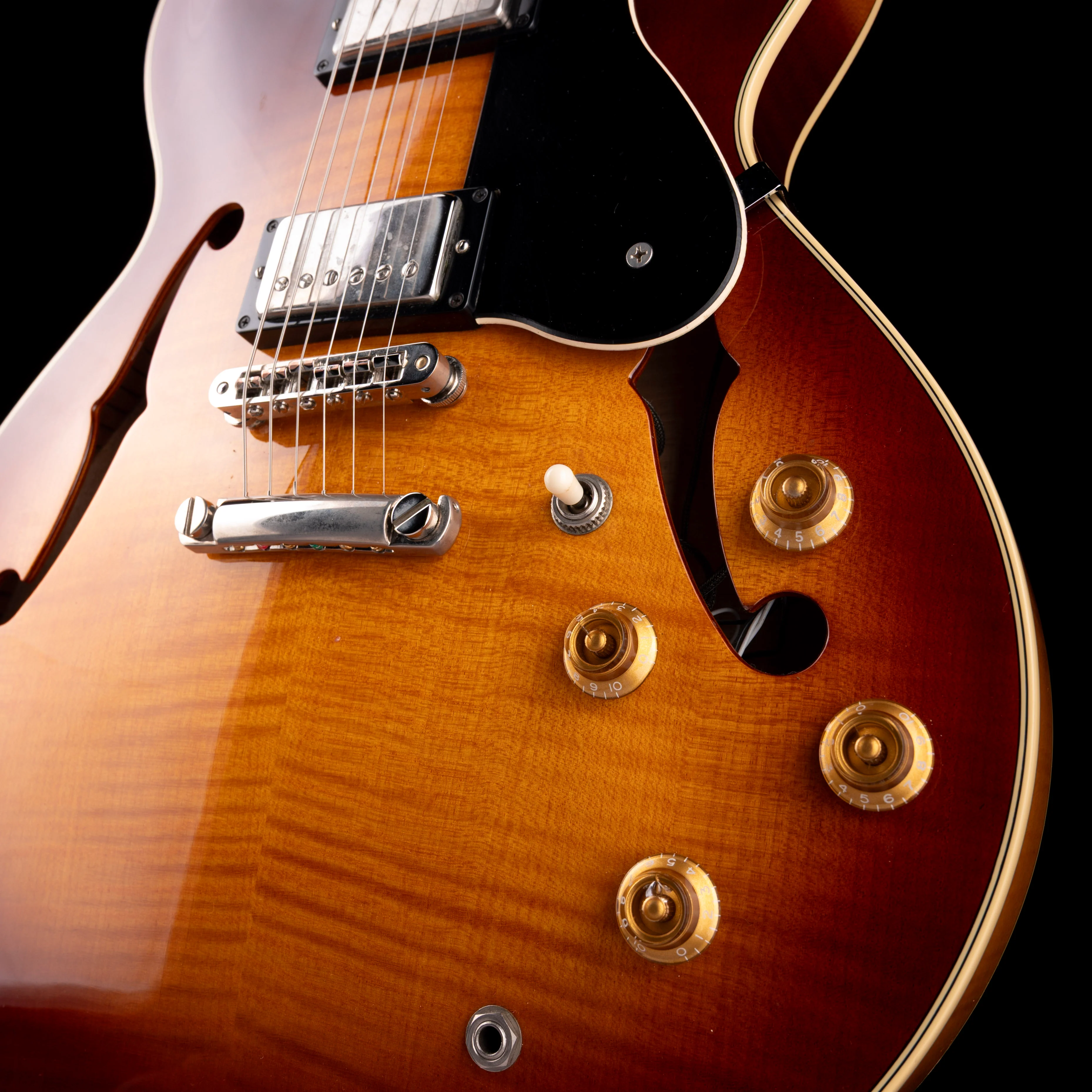 Pre Owned 2006 Yamaha SA2200 Semi-Hollow Body Electric Cherry Sunburst With Case - Image 5