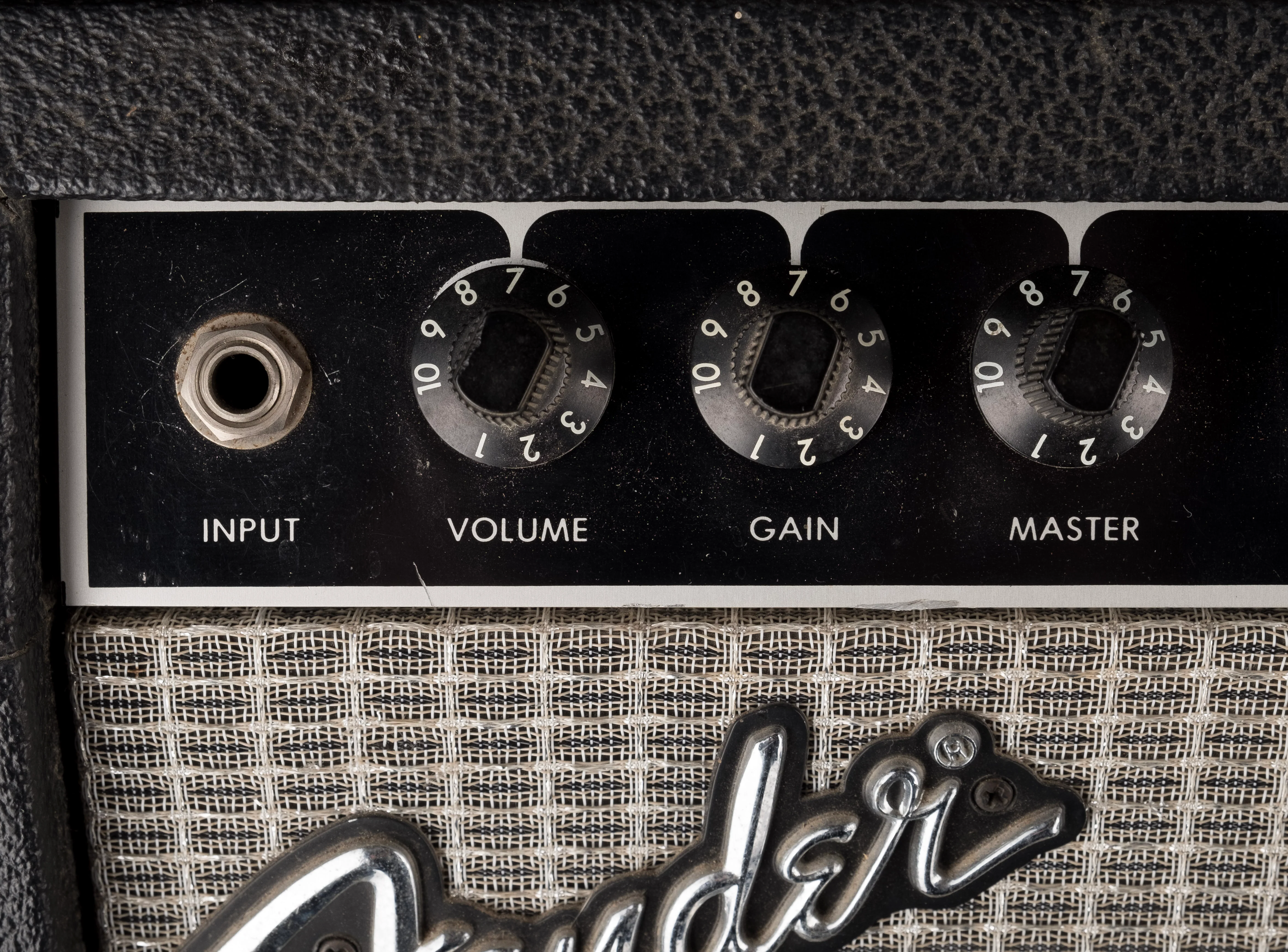 Used 1983 Fender Harvard Reverb II Guitar Amp Combo - Image 4