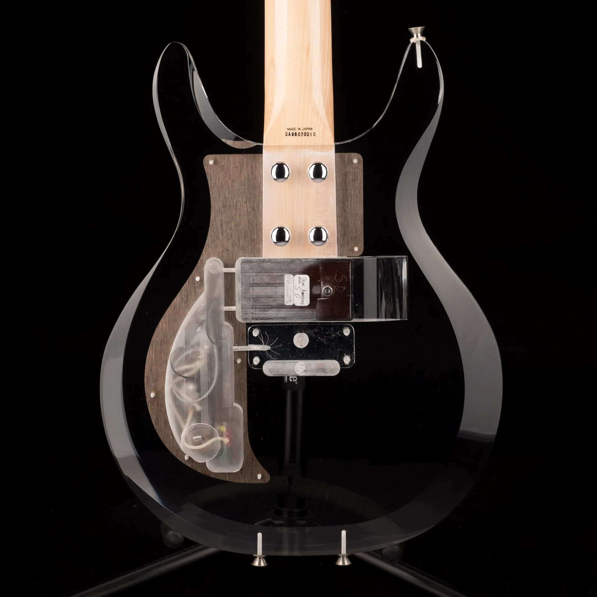 Pre Owned 1998 Ampeg Dan Armstrong ADA6 Clear Lucite Electric Guitar with OHSC - Image 15