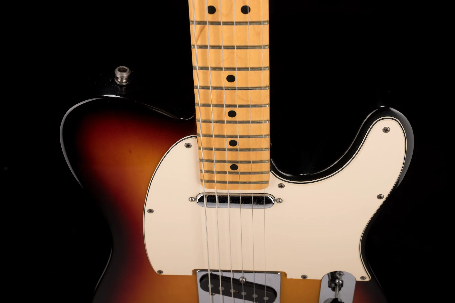 Used 1999 Fender American Standard Telecaster 3-Tone Sunburst with OHSC - Image 3